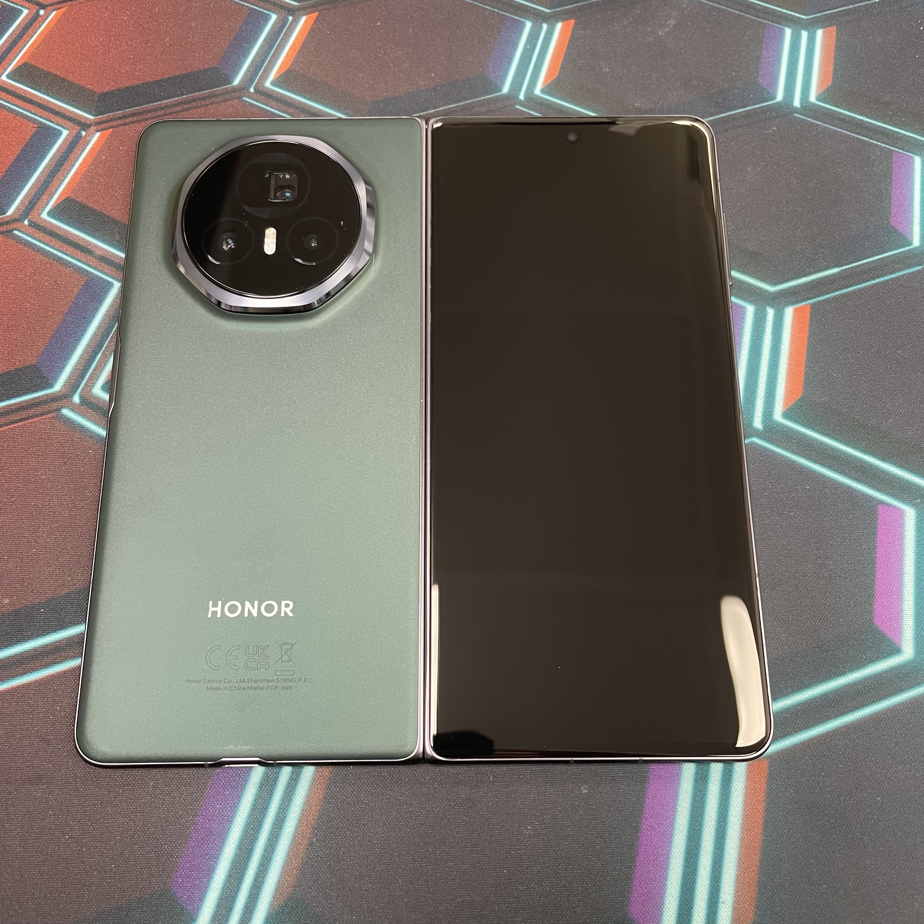 *8043 Honor Magic V3 超靚機 12+512GB 綠色 green