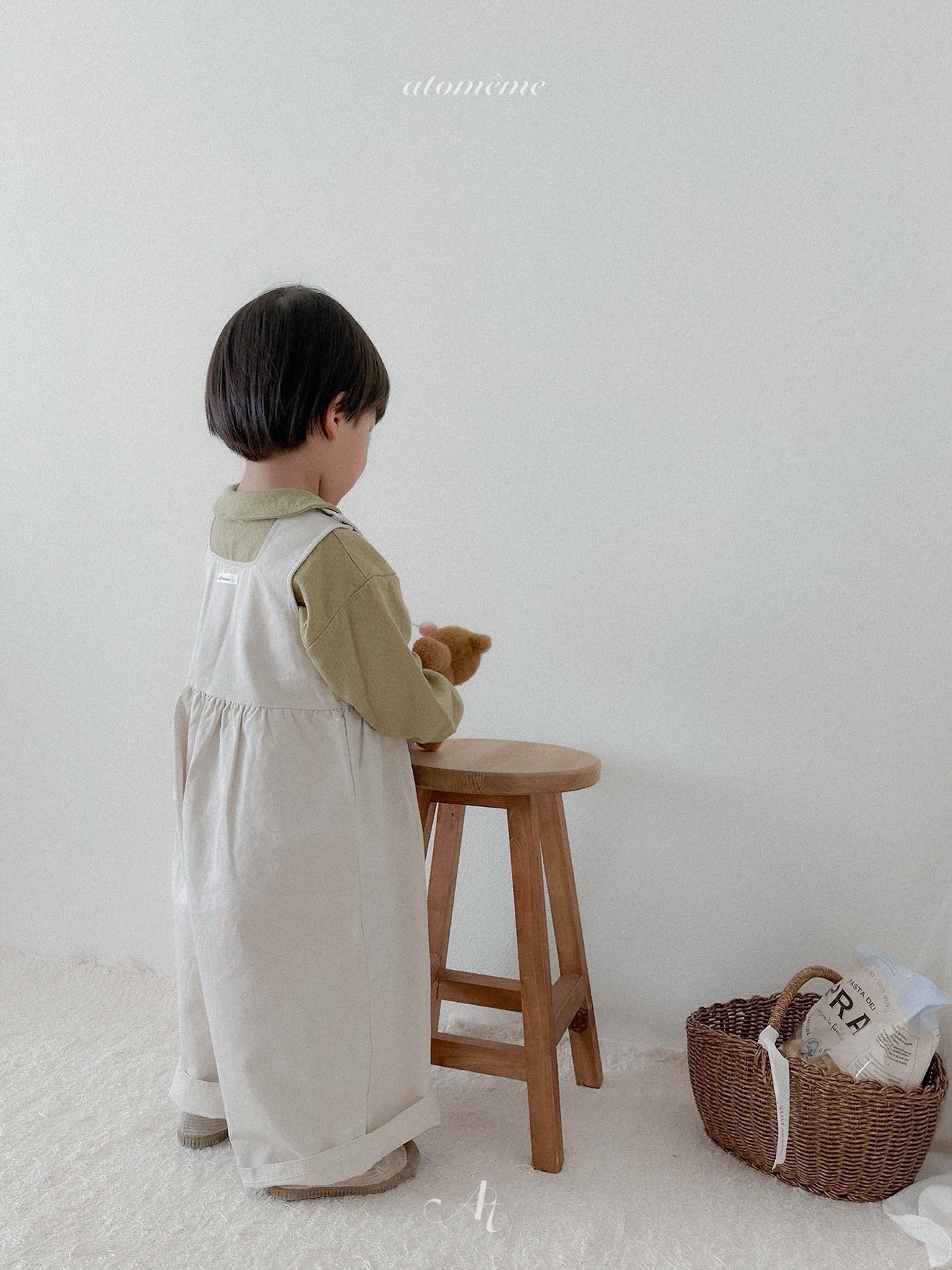 Atomeme | Butter Sweatshirt