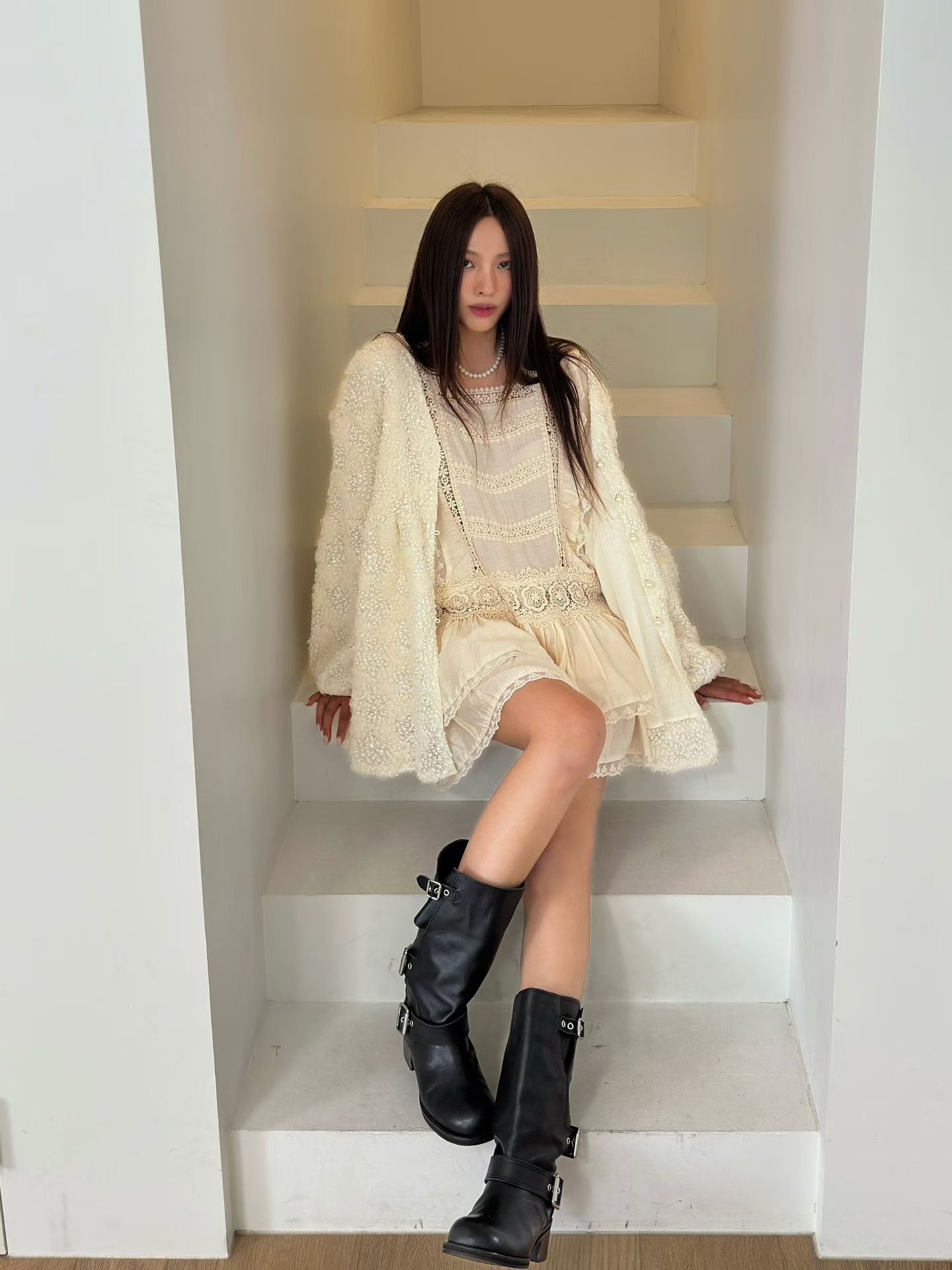Elegant textured cardigan (ivory)