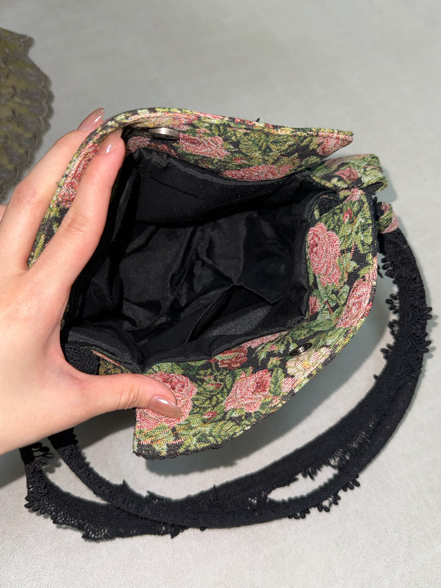 Black Rose Print Lace-Trim Handbag