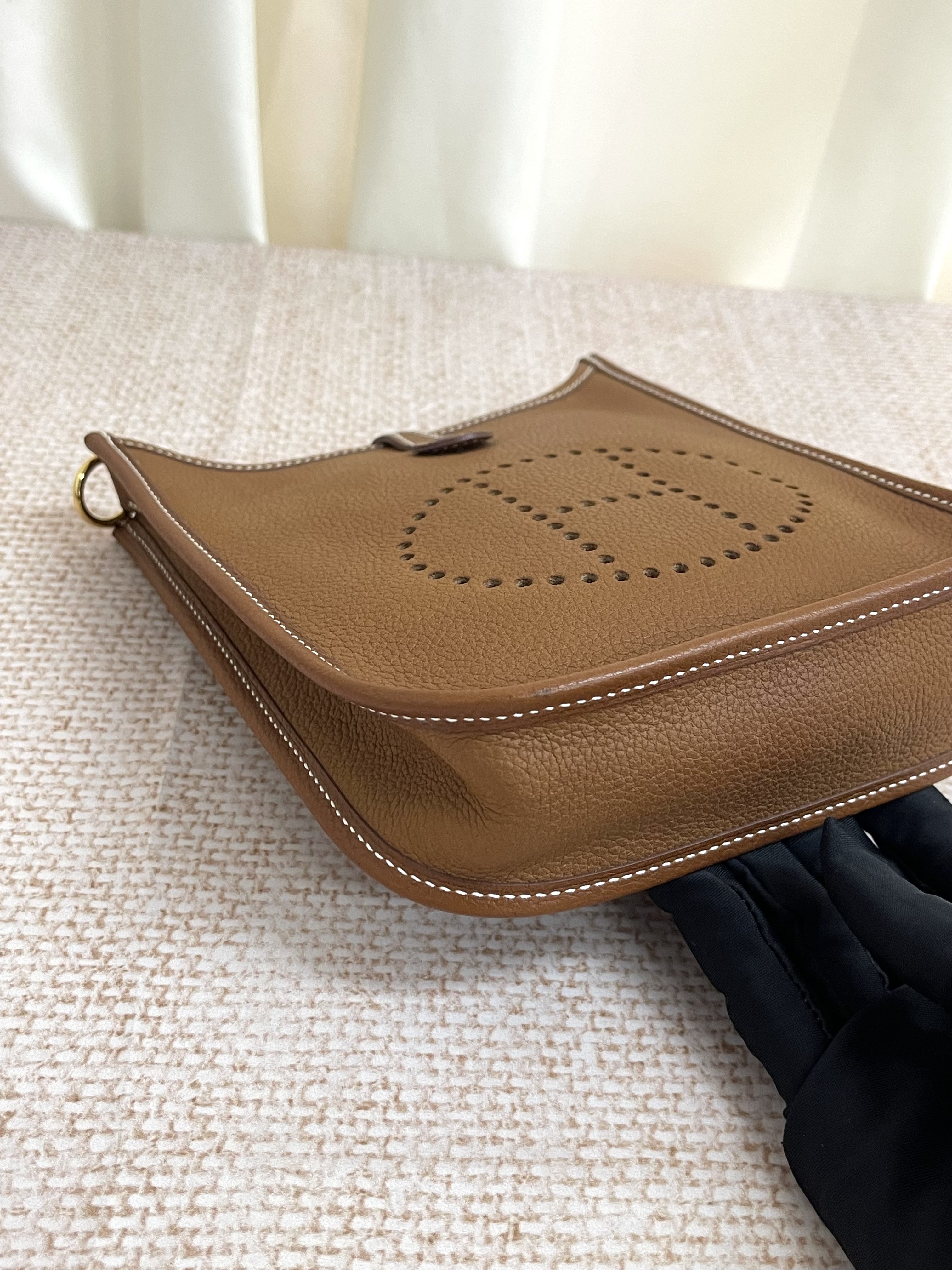 Pre-owned Hermes Mini E / Stamp W/ Product Code: 26031302