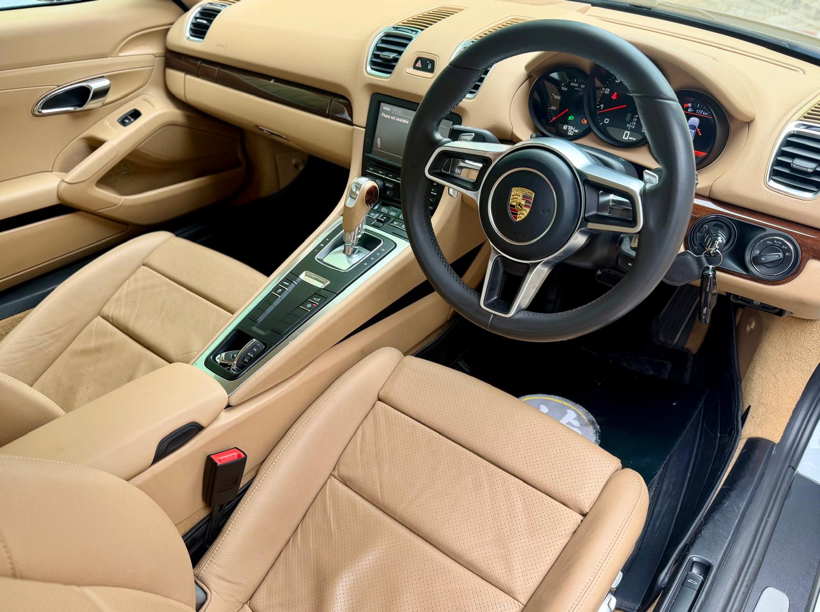 Porsche Cayman 981