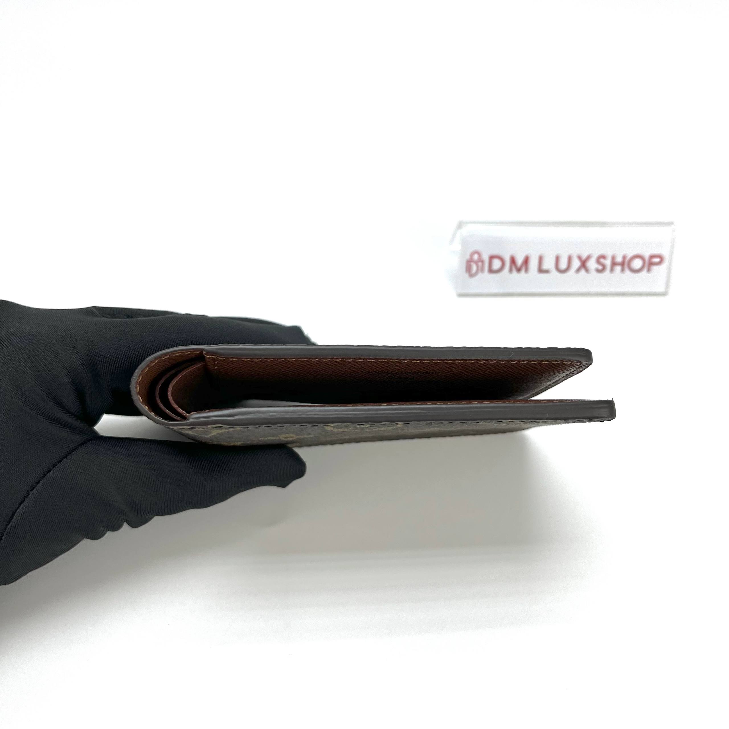 LV Monogram Multiple Wallet