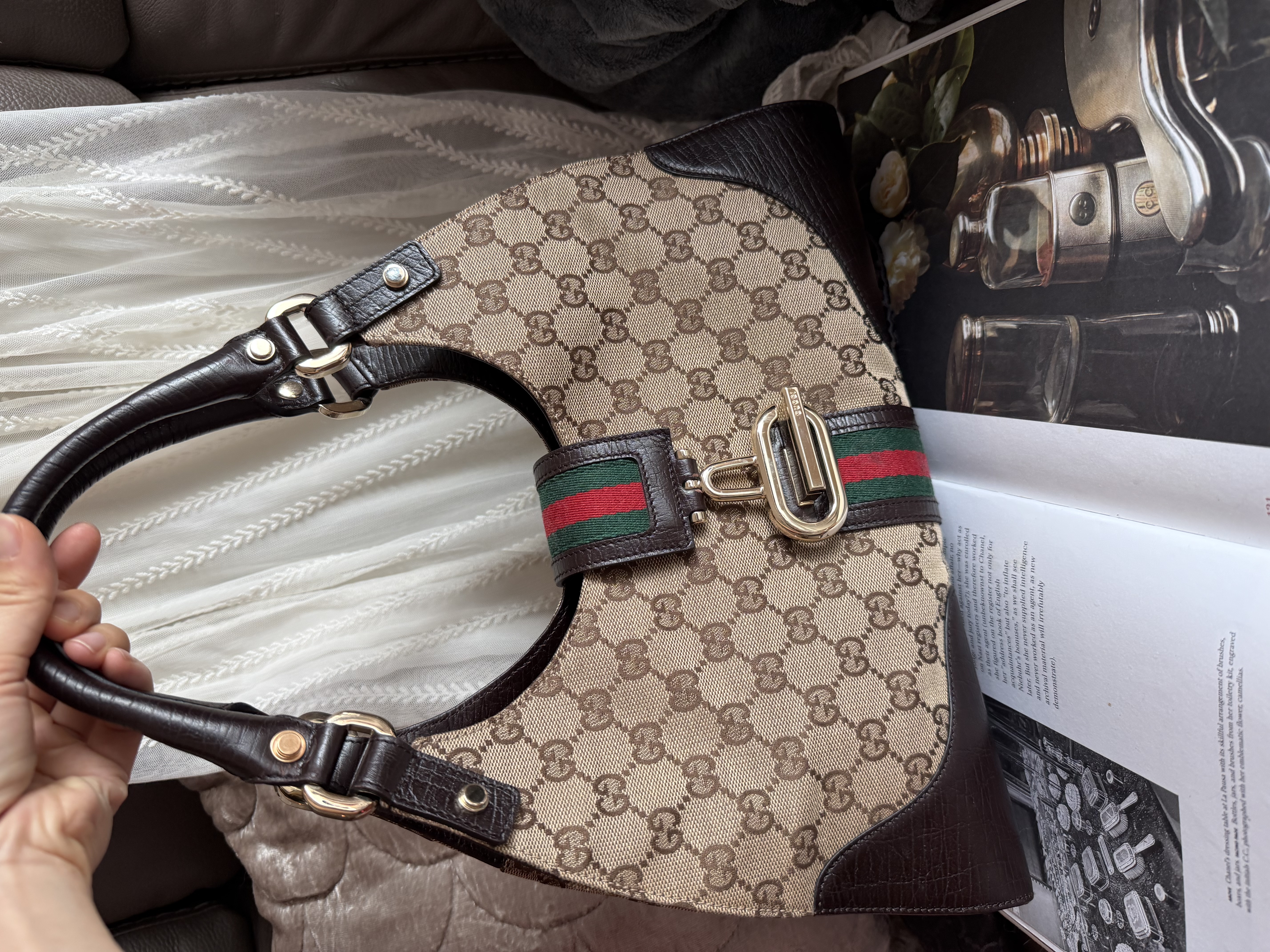 Vintage gucci jackie bag gold gg logo lock 