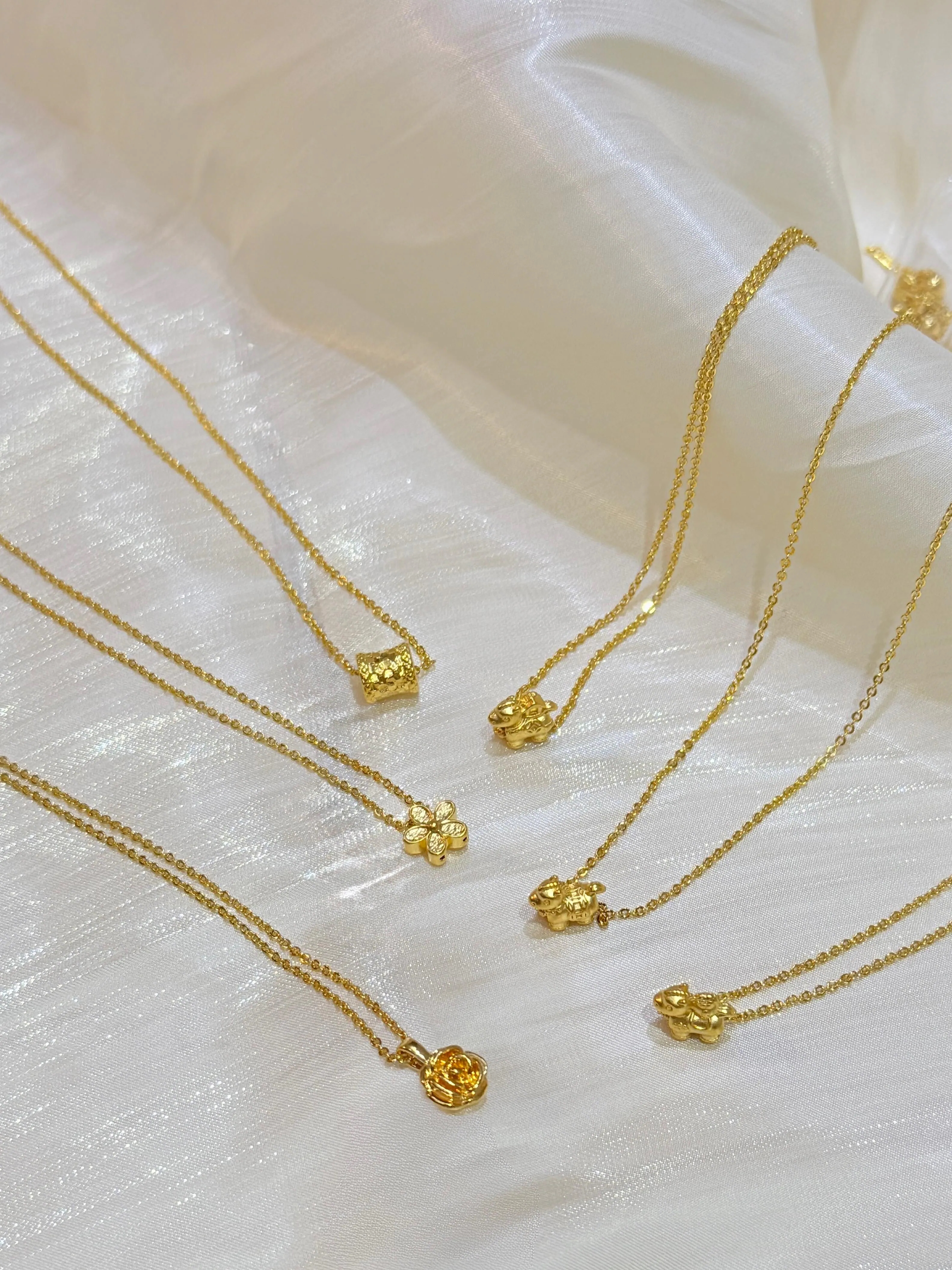 9999黄金吊墜15💛 (預訂貨品)