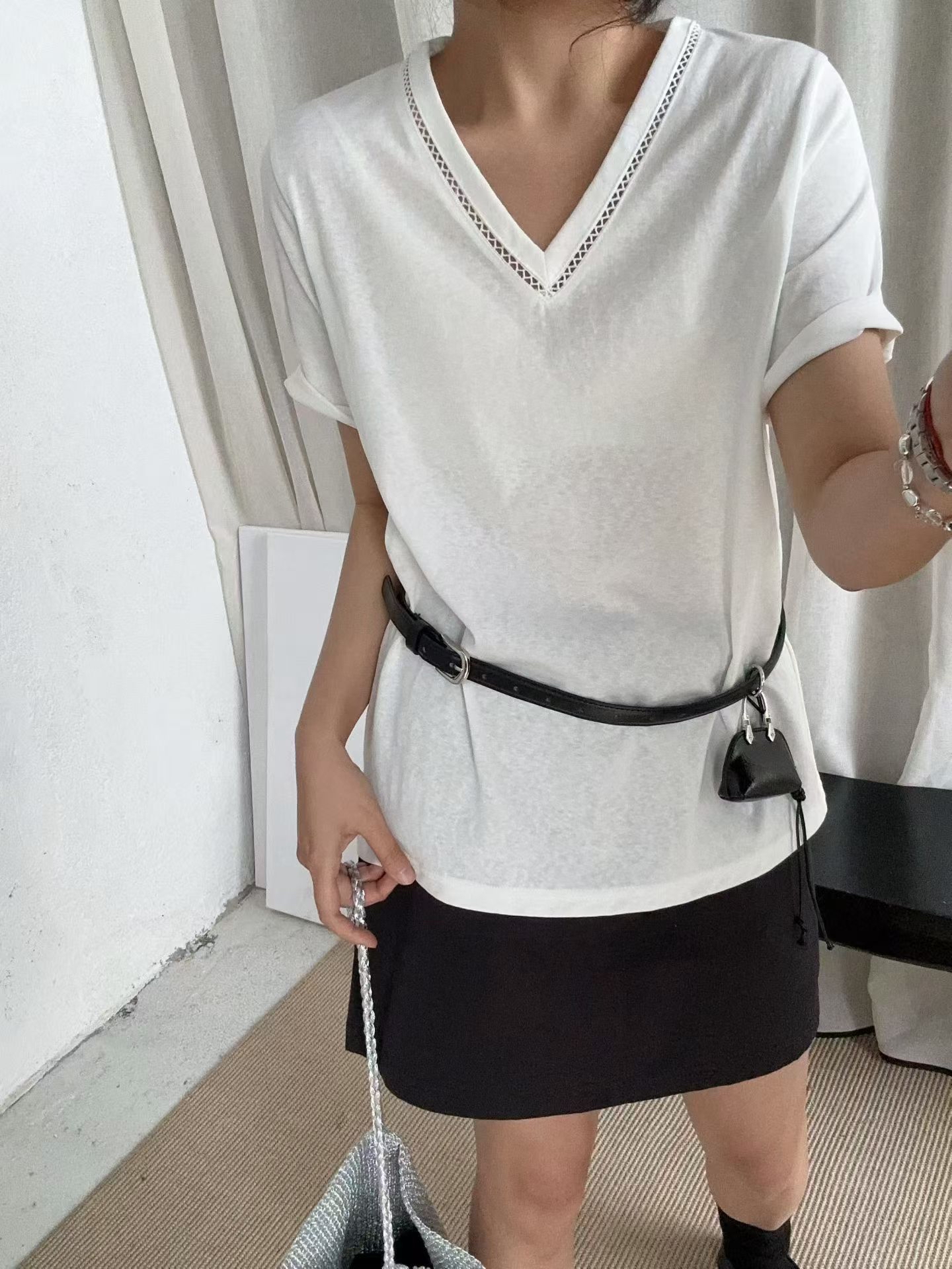 簡約顯瘦V領Top