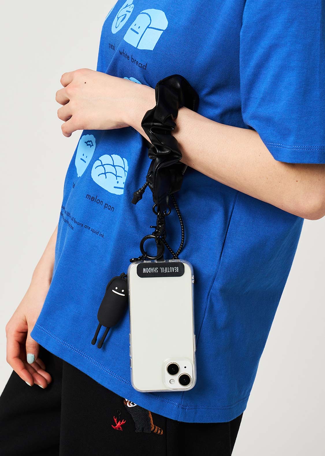 日本預訂📍日本黑豆人立體吊飾電話手帶/斜咩帶