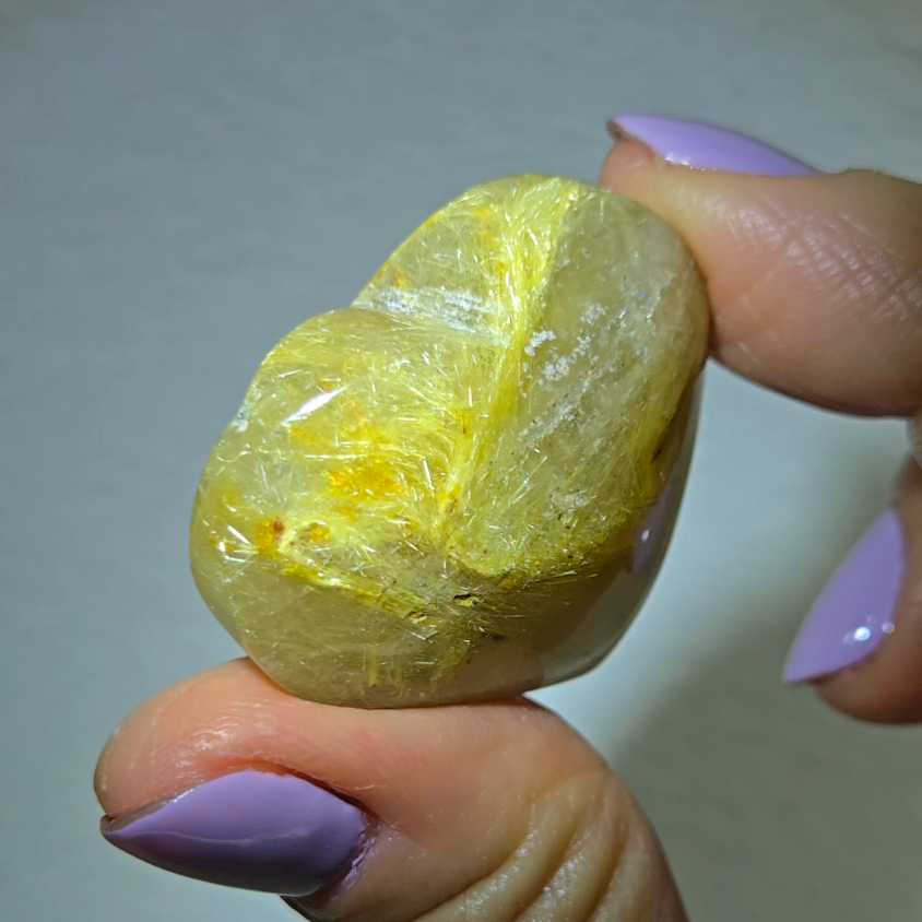 Golden rutilated quartz heart - RT647