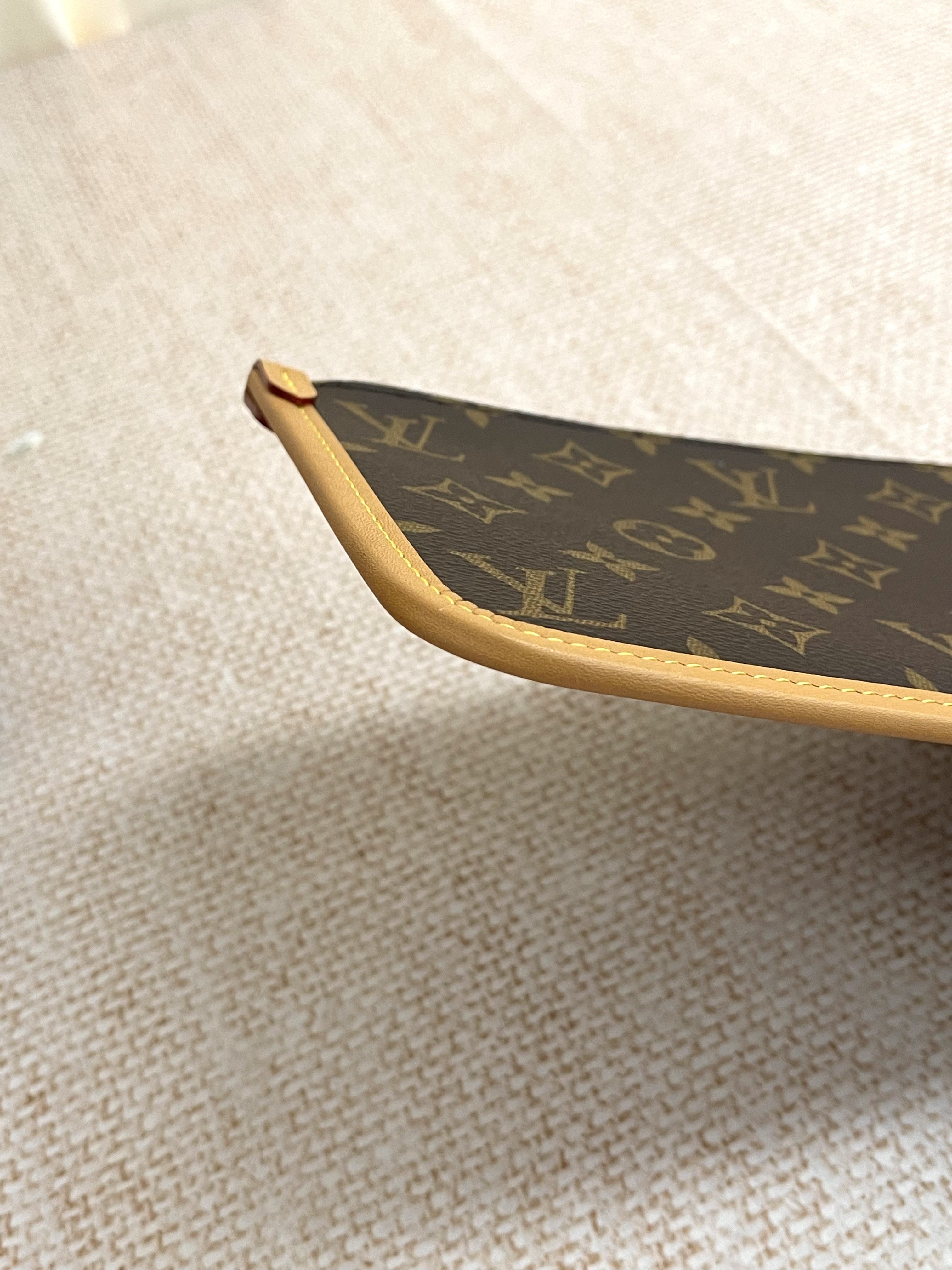 Pre-owned  Louis Vuitton Carryall PM/ Product Code: 26052601