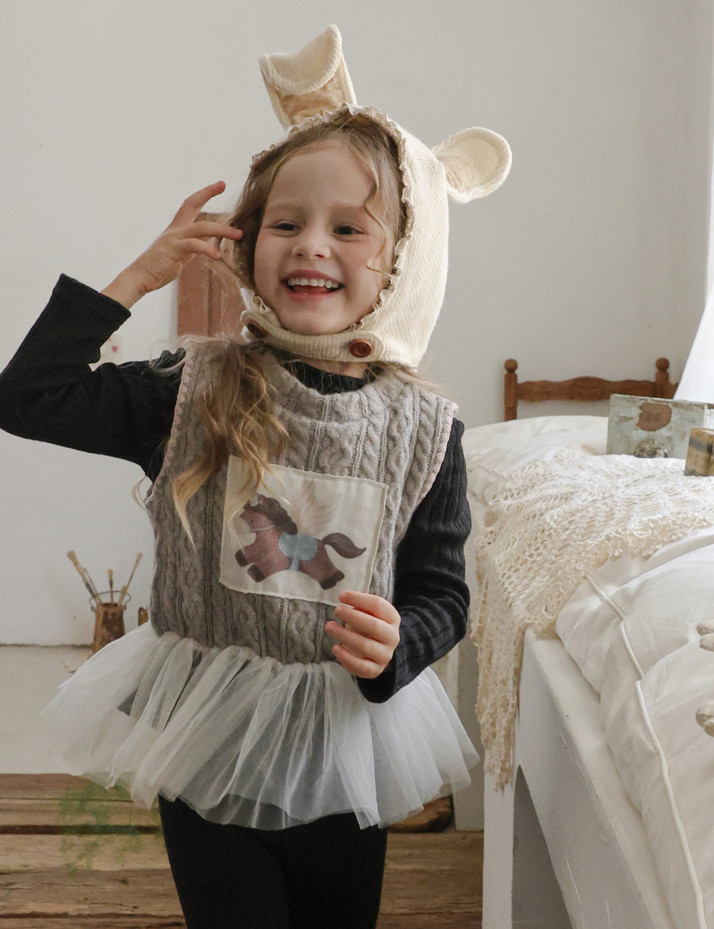 FLO | Pony vest 