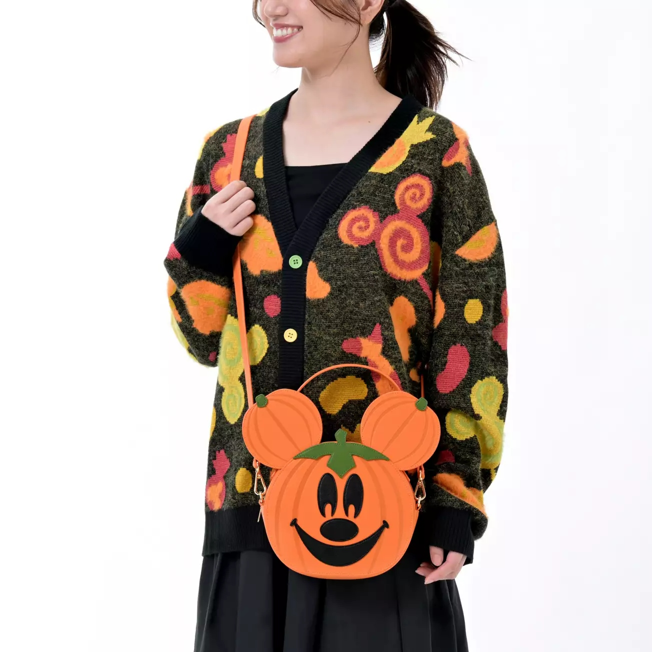 🌸 【預訂】Mickey 2WAY 南瓜斜孭袋 - 2027 DISNEY HALLOWEEN