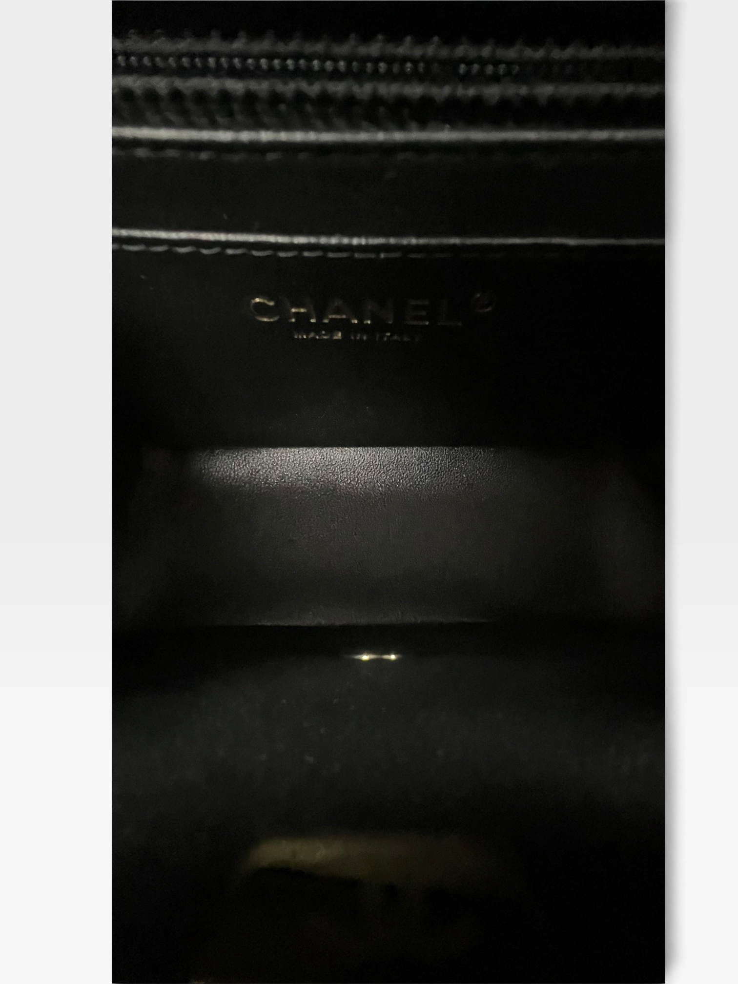 Pre-Owned Chanel Mini Classic Flap/ Product Code: 