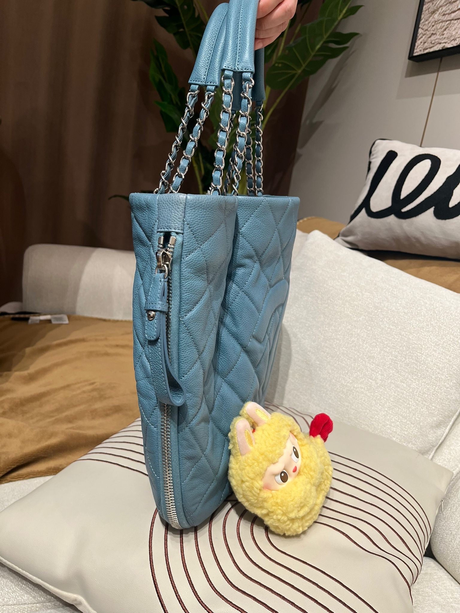 Chanel shoulder bag 荔枝牛皮 100%Authentic ,98%new ✅CARD✅dust bag 