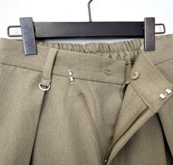 不對稱腰部褶襉長褲 - 2026 流行穿搭  女士長褲 獨特設計 春季時尚穿搭 成人休閒 日常穿搭 易於配搭 日本直送   #JP-I-260021