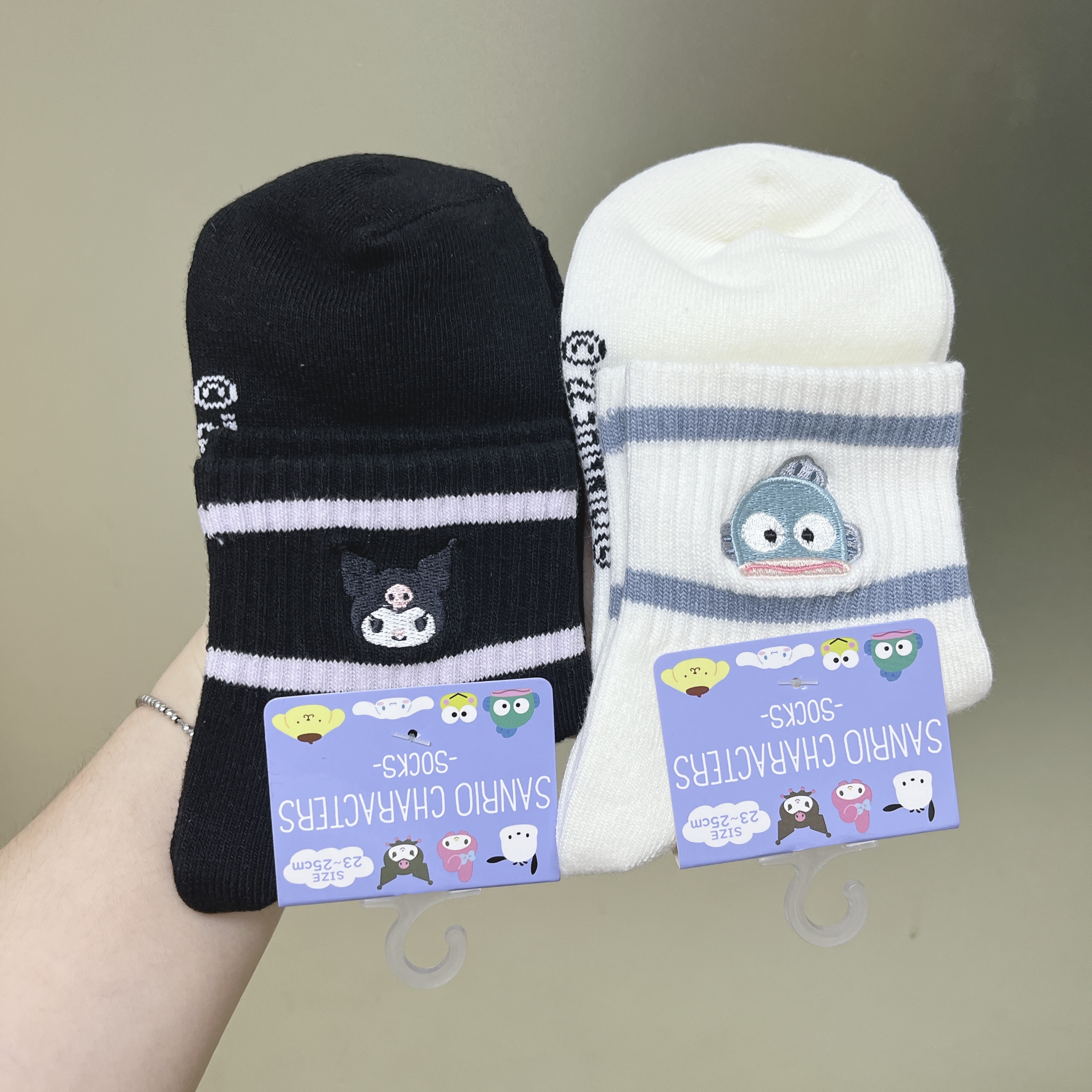 日本現貨📍Sanrio刺繡圖案短襪 (Kuromi/水怪款)