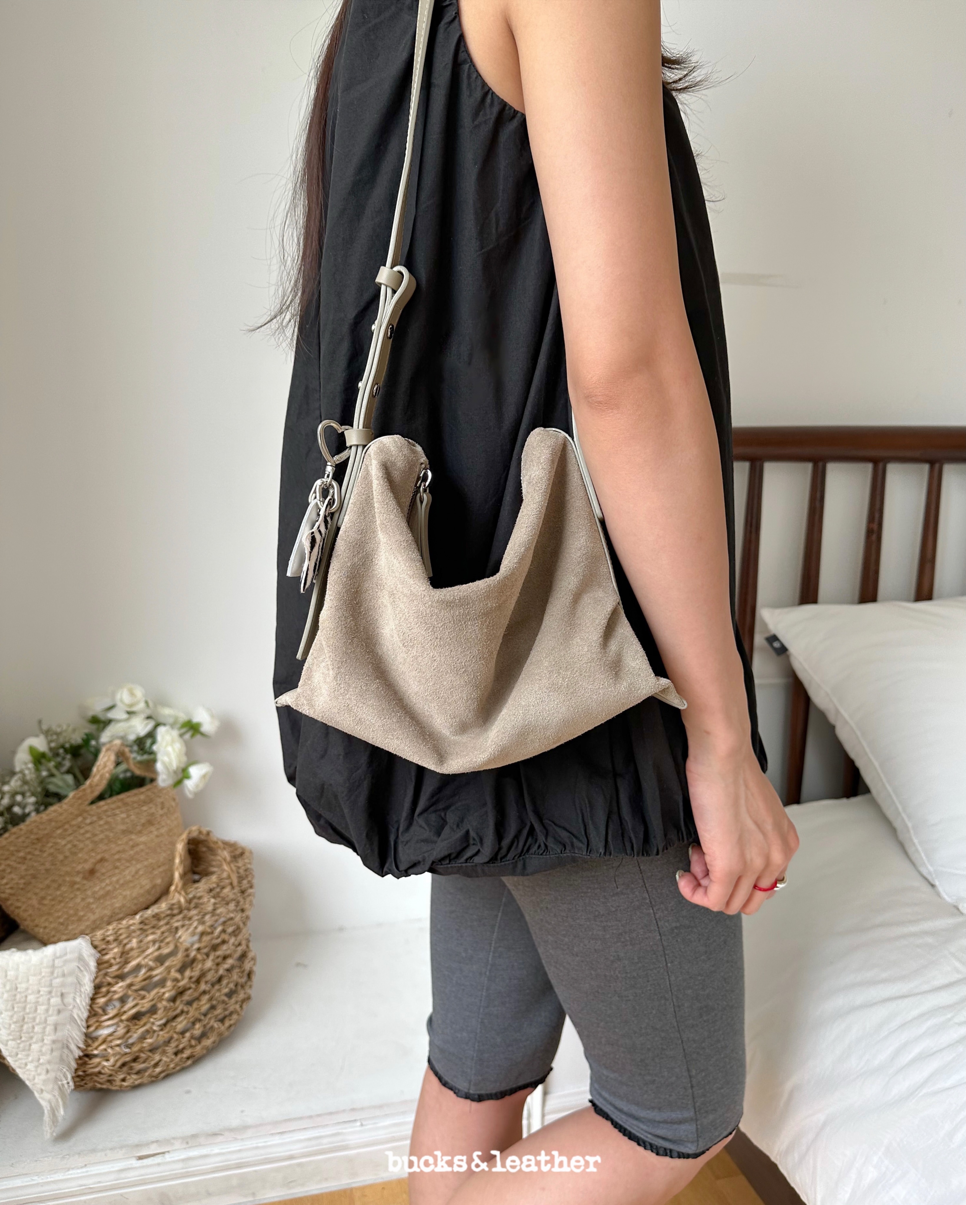 【熱賣款】預訂_慵懶風單肩 Day Shoulder Small By Bucks & leather