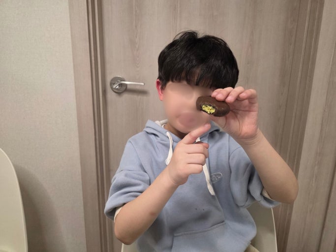 韓國限定 樂天 LOTTE 杜拜朱古力 開心果麻糬 10入/盒｜Dubai Style Pistachio Pie