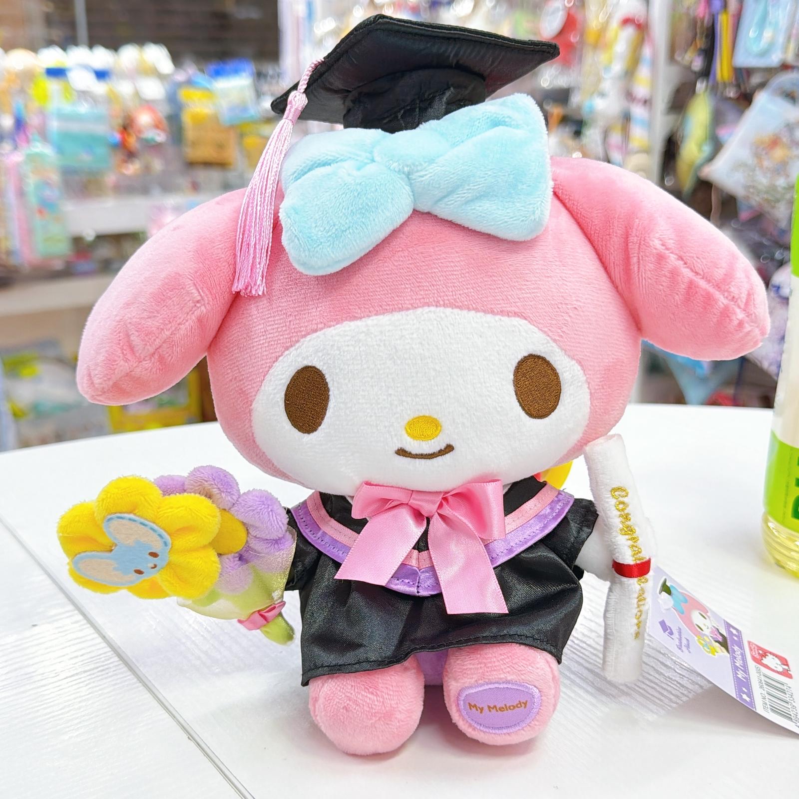原裝行貨Sanrio 20 cm畢業公仔