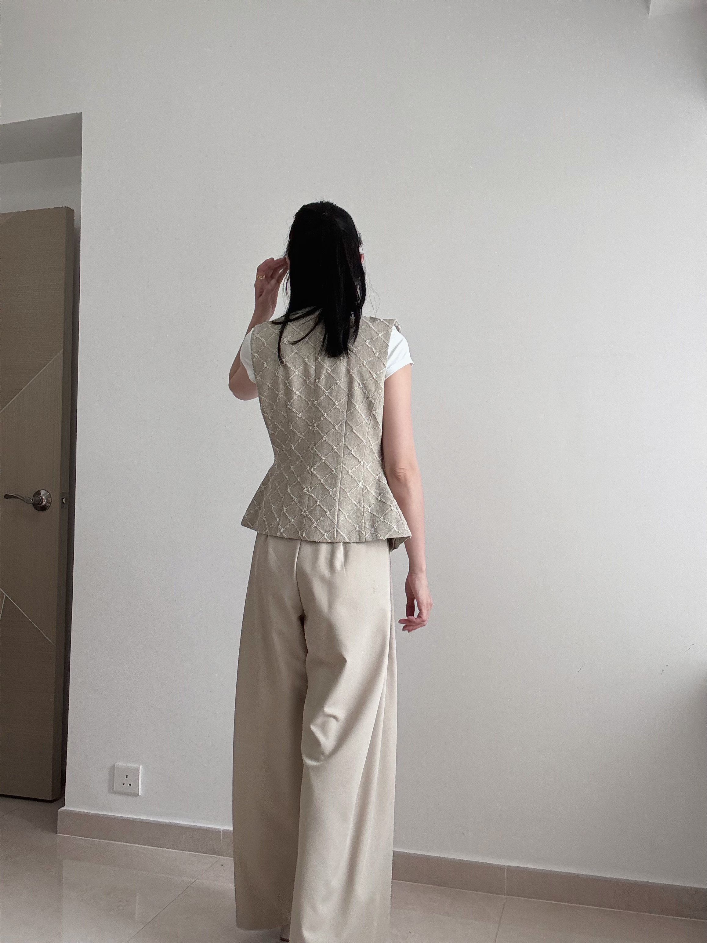 MARGOT Elegant Diamond Vest