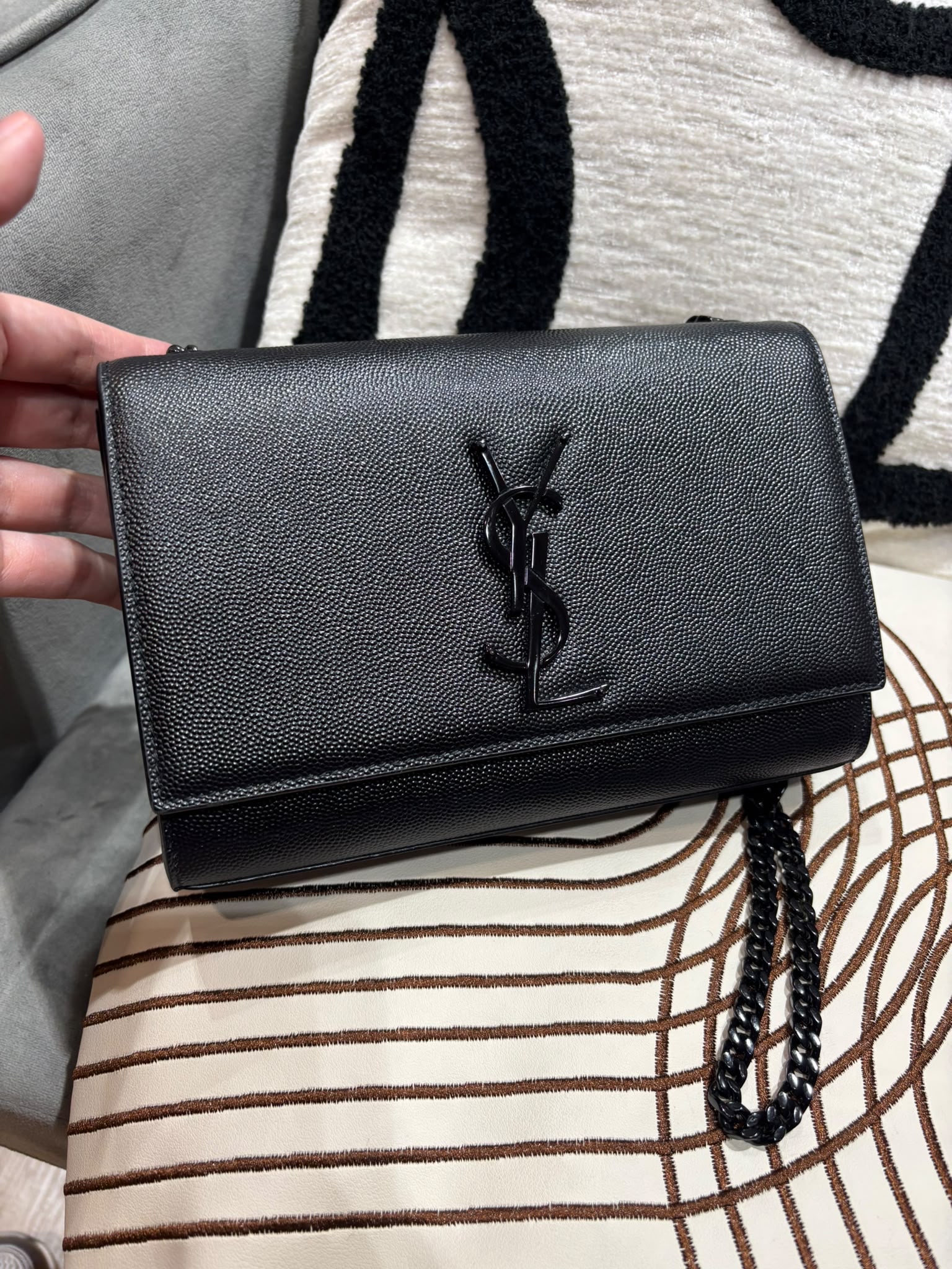 YSL Kate small  Black Caviar flap so black 20cm YSL FLAP 100%Authentic, 99%new  ✅Certificate ✅dust bag 