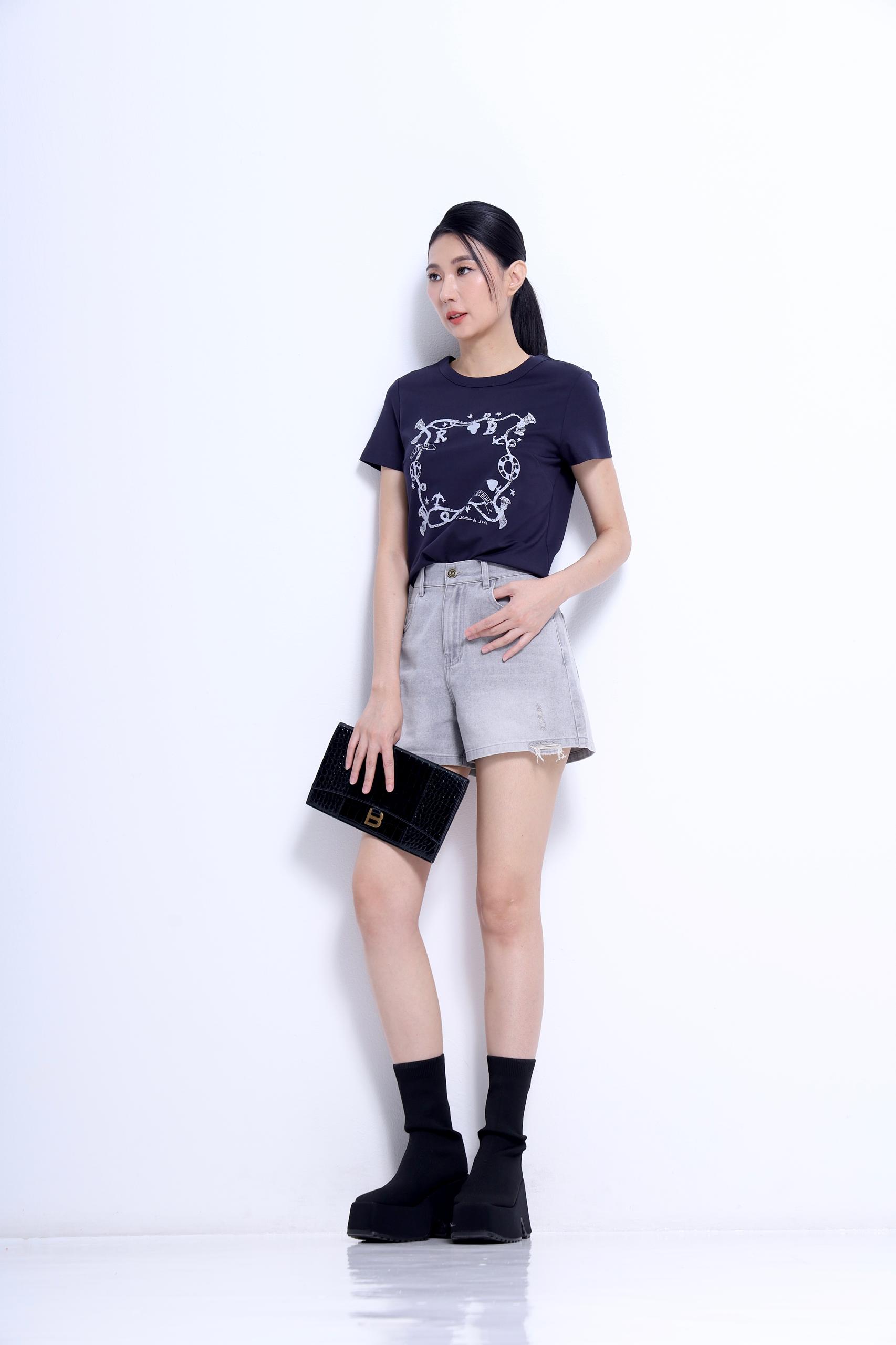 CP1673 SELF-DRAFTED HALF ELASTIC SHORT JEAN