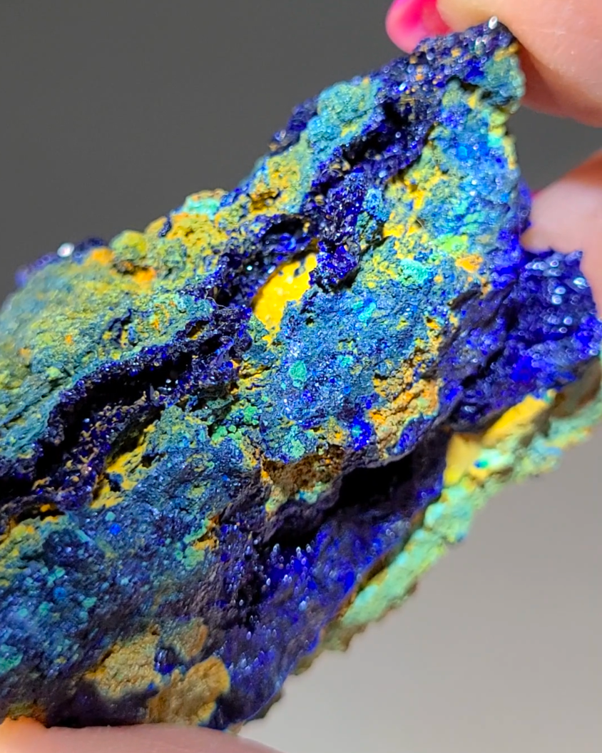 Royal blue azurite malachite chrysocolla specimen - AZ6