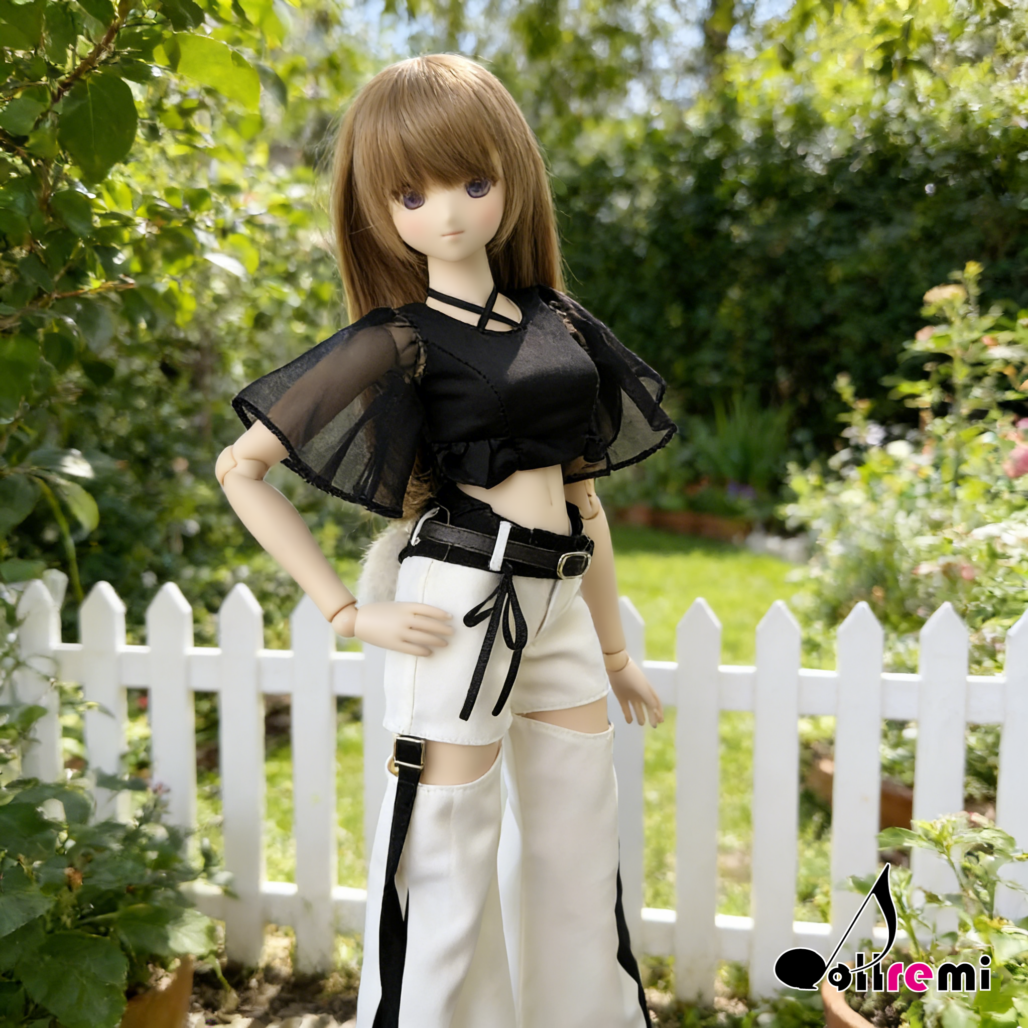 【dollremi】(DD0917A) 大腿鏤空闊腿褲 Thigh-cut-out wide-leg pants