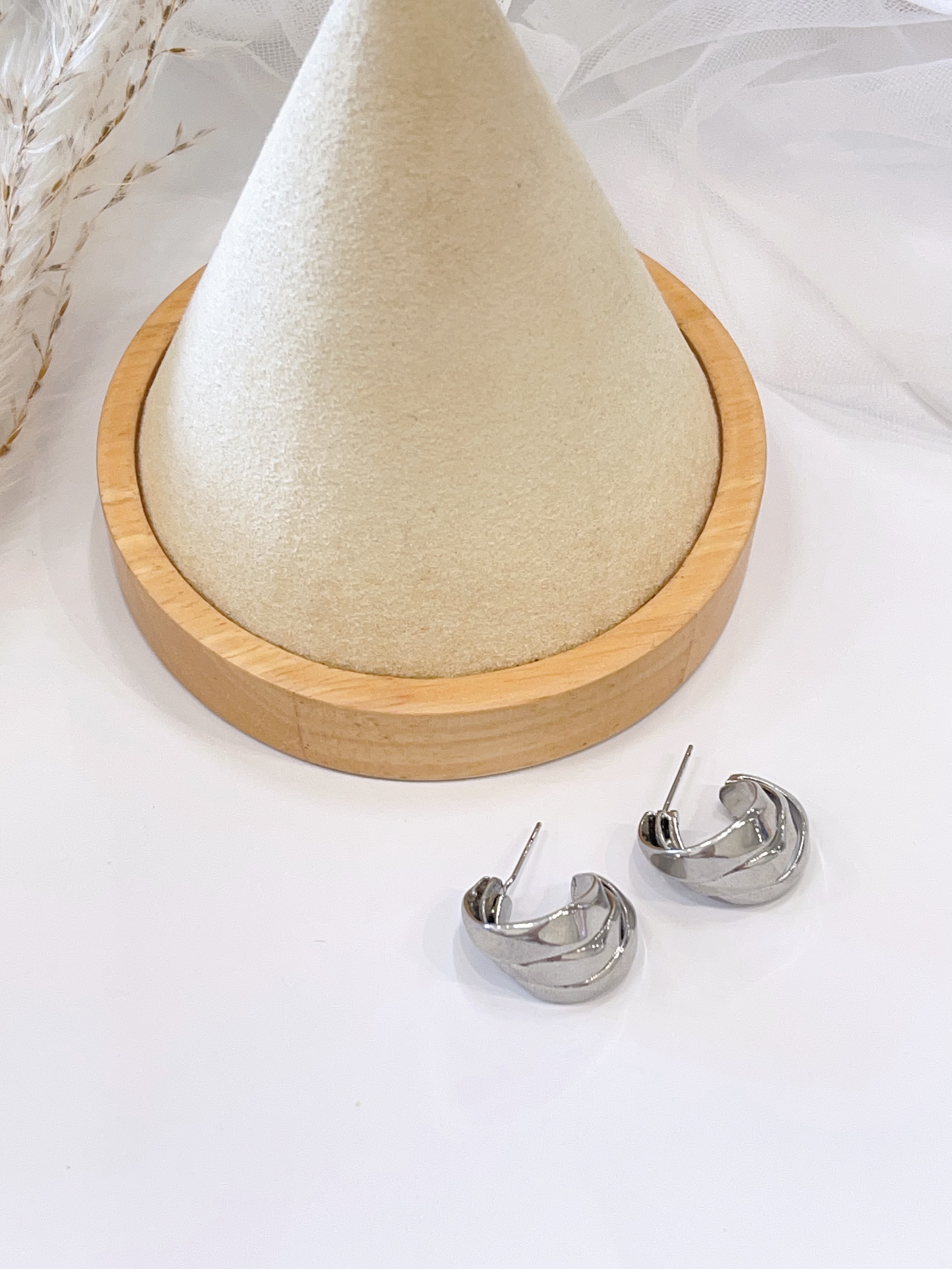 小众设计不规则极简风C字耳环