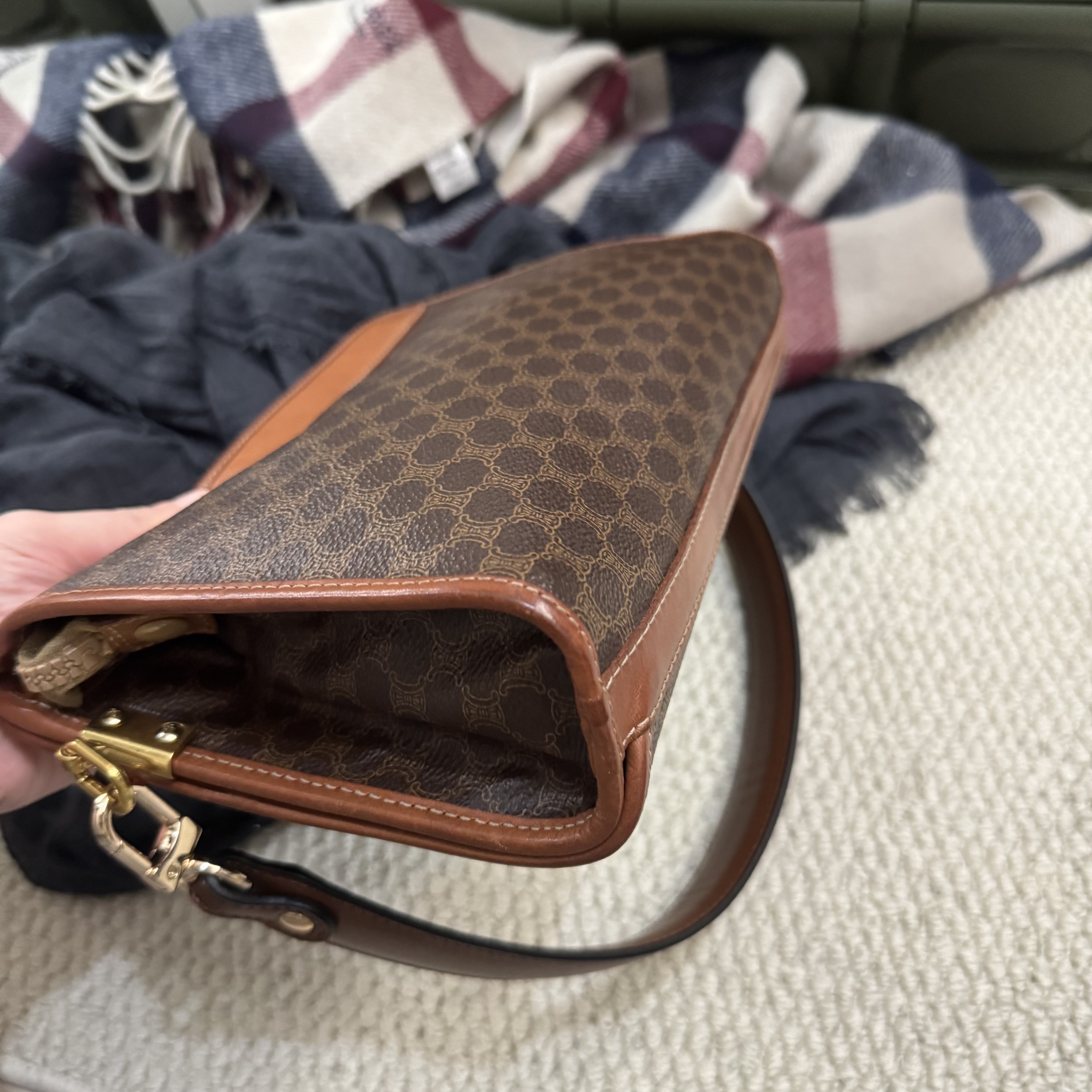 𝐂𝐞𝐥𝐢𝐧𝐞 𝐌𝐚𝐜𝐚𝐝𝐚𝐦 𝐏𝐨𝐮𝐜𝐡 𝐁𝐚𝐠 🐻