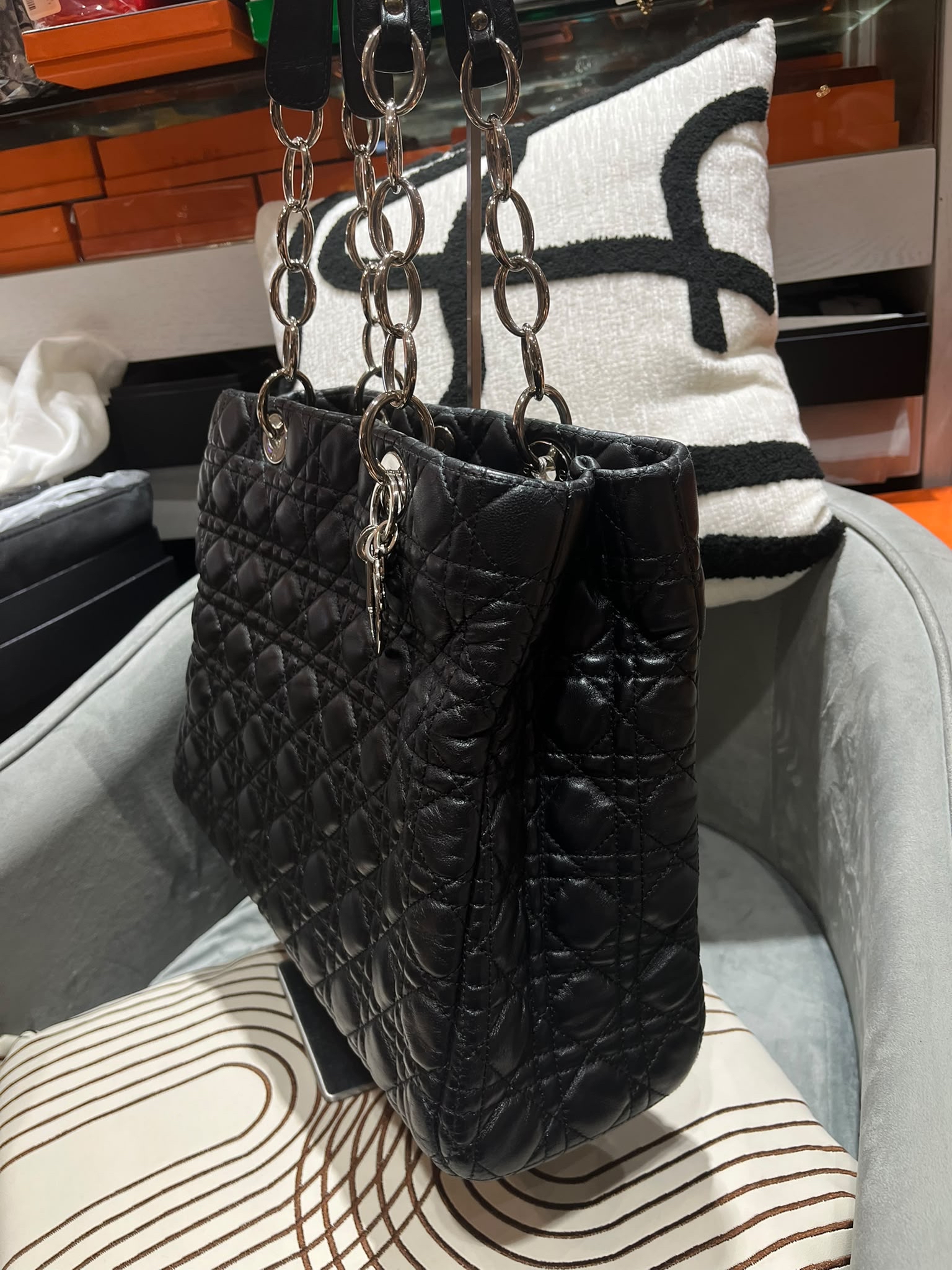 DIOR Calfskin Soft Shopping 9x7 Tote Bag 黑色牛皮100%Authentic, 95%New ✅Dust bag