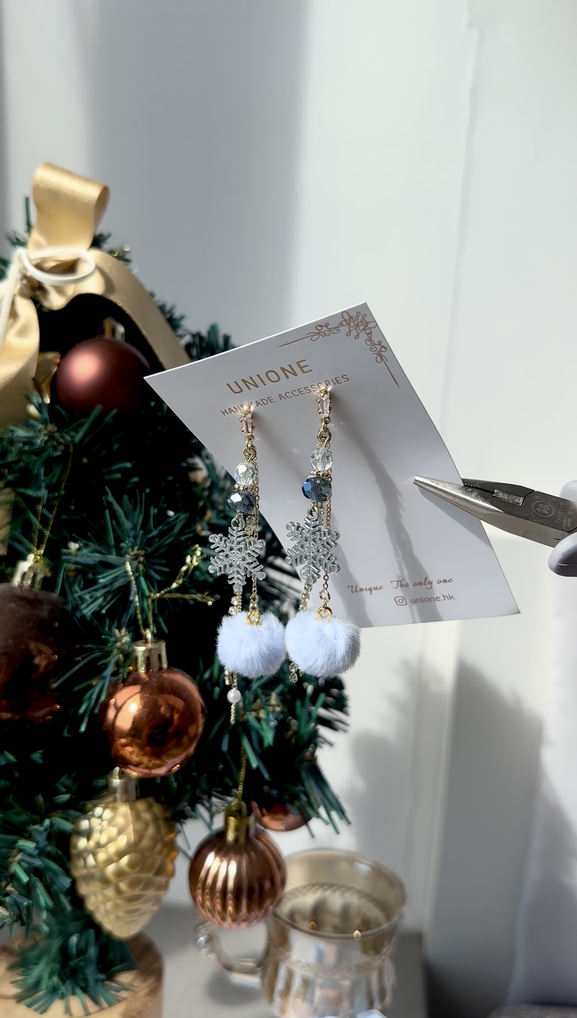 藍雪花毛球耳環❄️