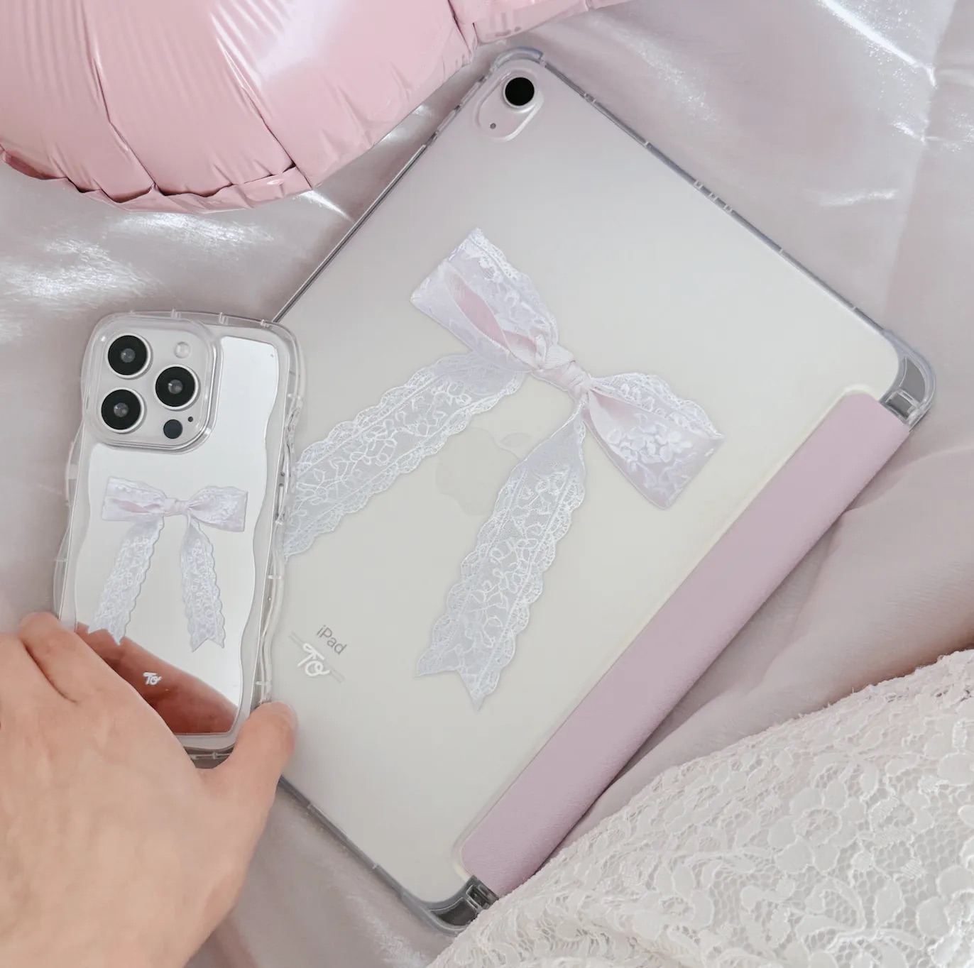 【Ballerina Lace Ribbon】透明磨砂書本式 iPad Case