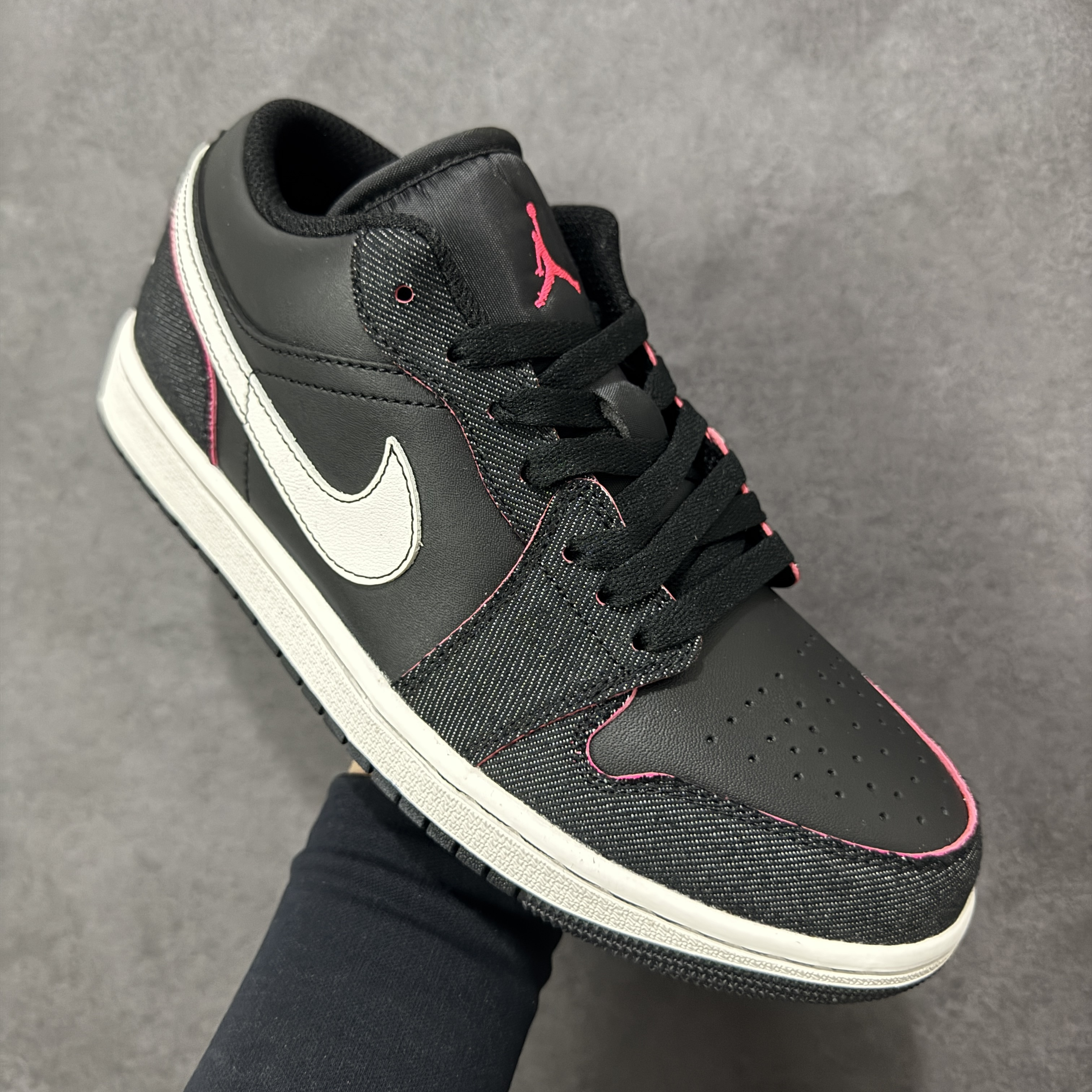 Nike Air Jordan 1 Low IR0842-010