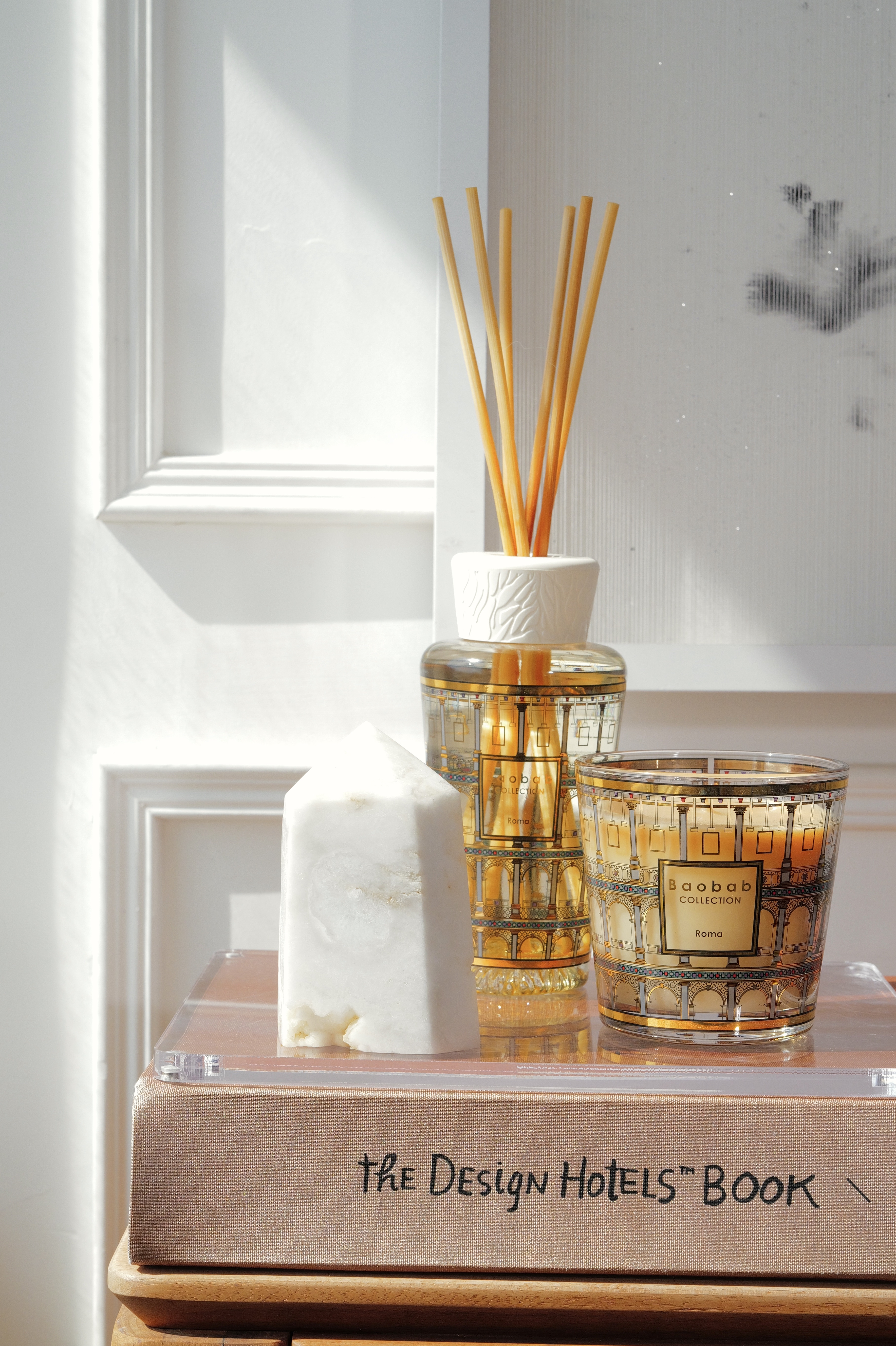  ༒10.6cm白晶洞晶牙六角柱༒   CQ.6002H2MGA79-RA1*63A