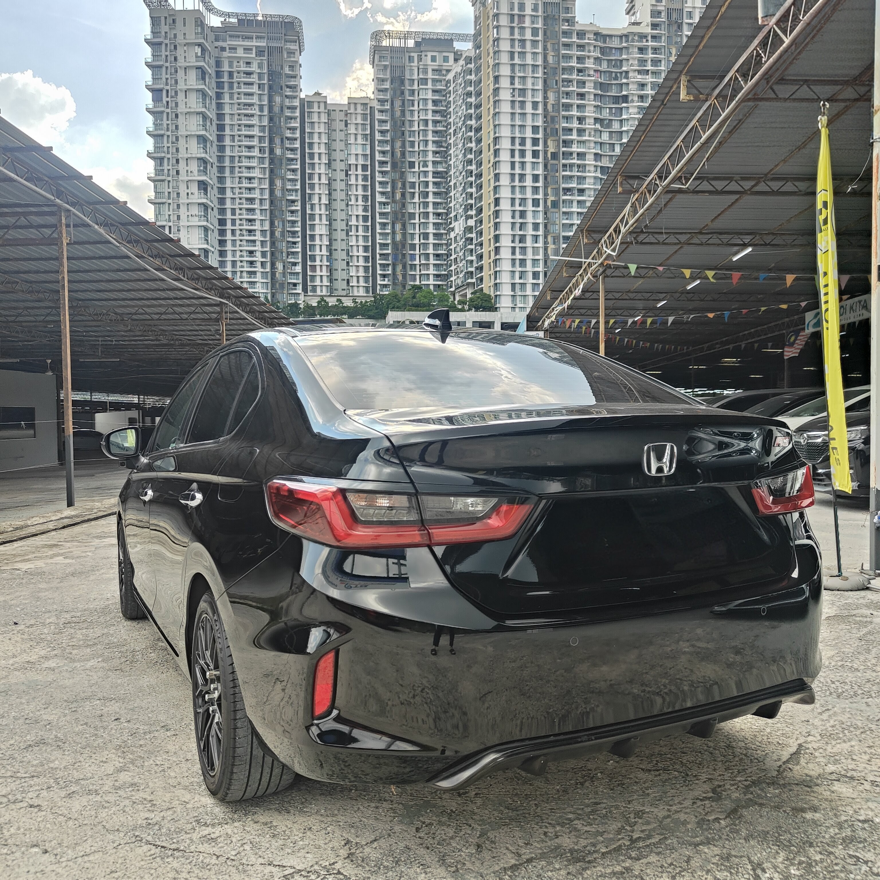 2022 HONDA CITY V 