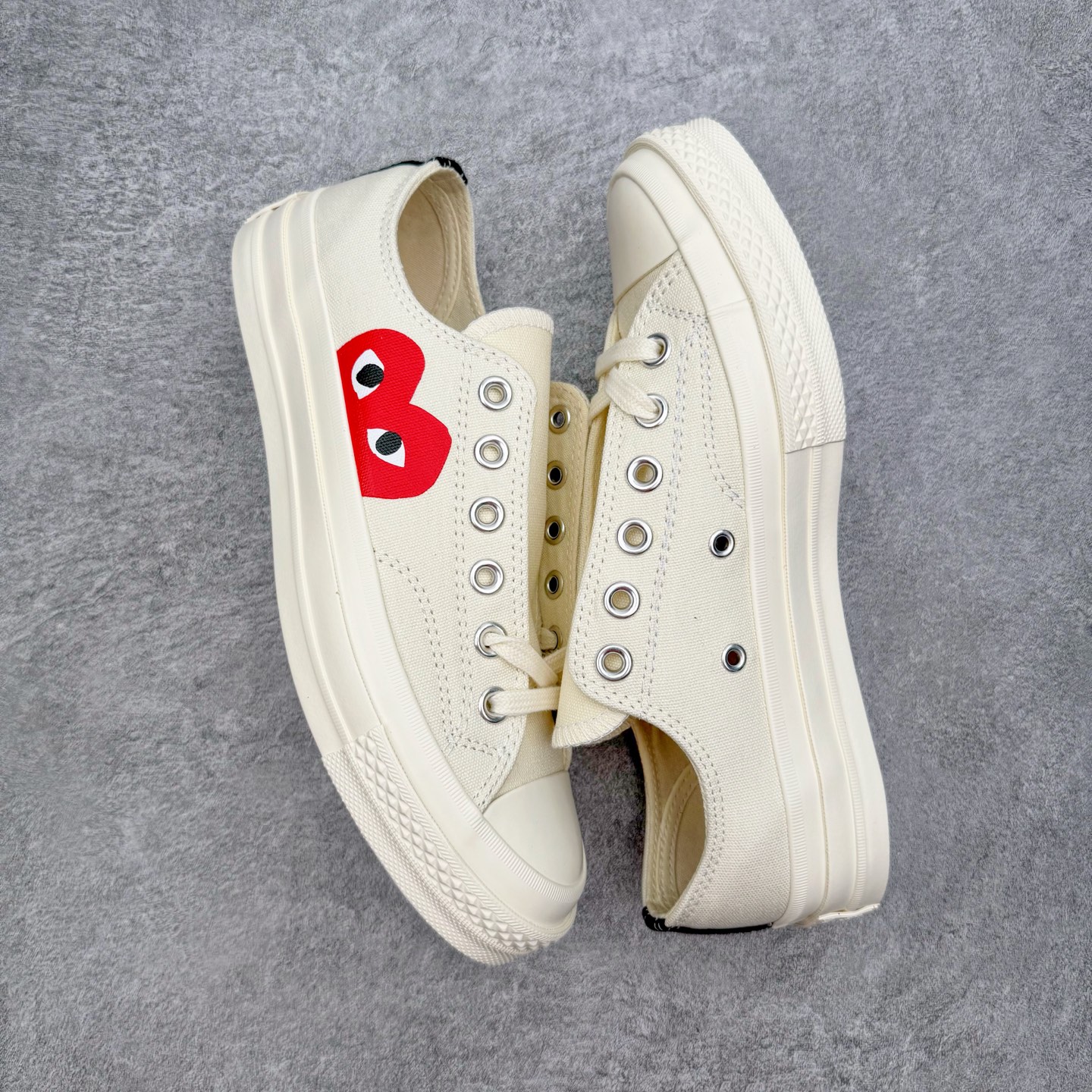 Comme des Garçons Play x Converse Chuck 70