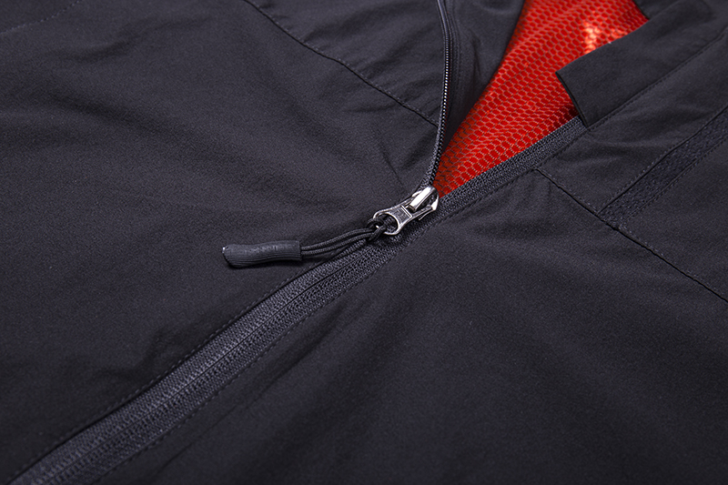 CLV Men's Solar Heat Reflector Golf Jacket  男士太陽能蓄熱防風高爾夫外套
