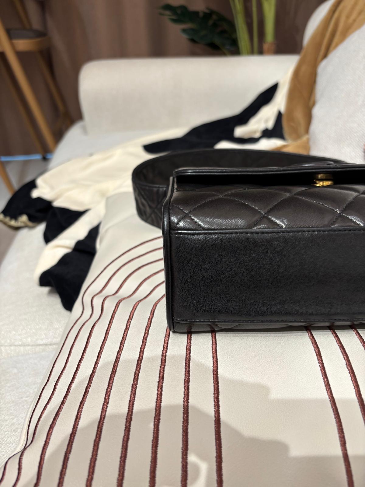 Chanel vintage so black Shoulder bag 100%Authentic ,88%new✅card