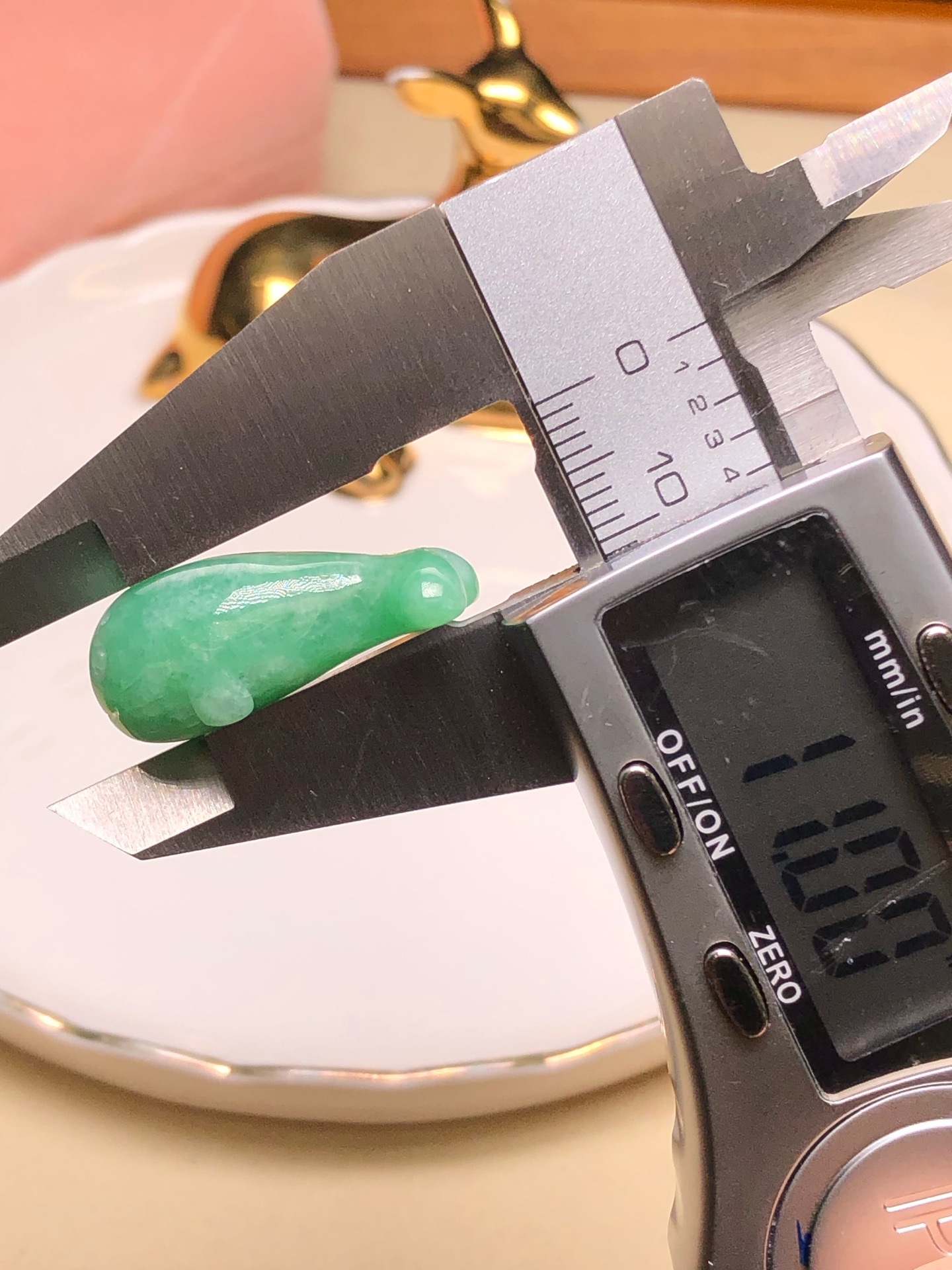 翡翠小海獅 B02704