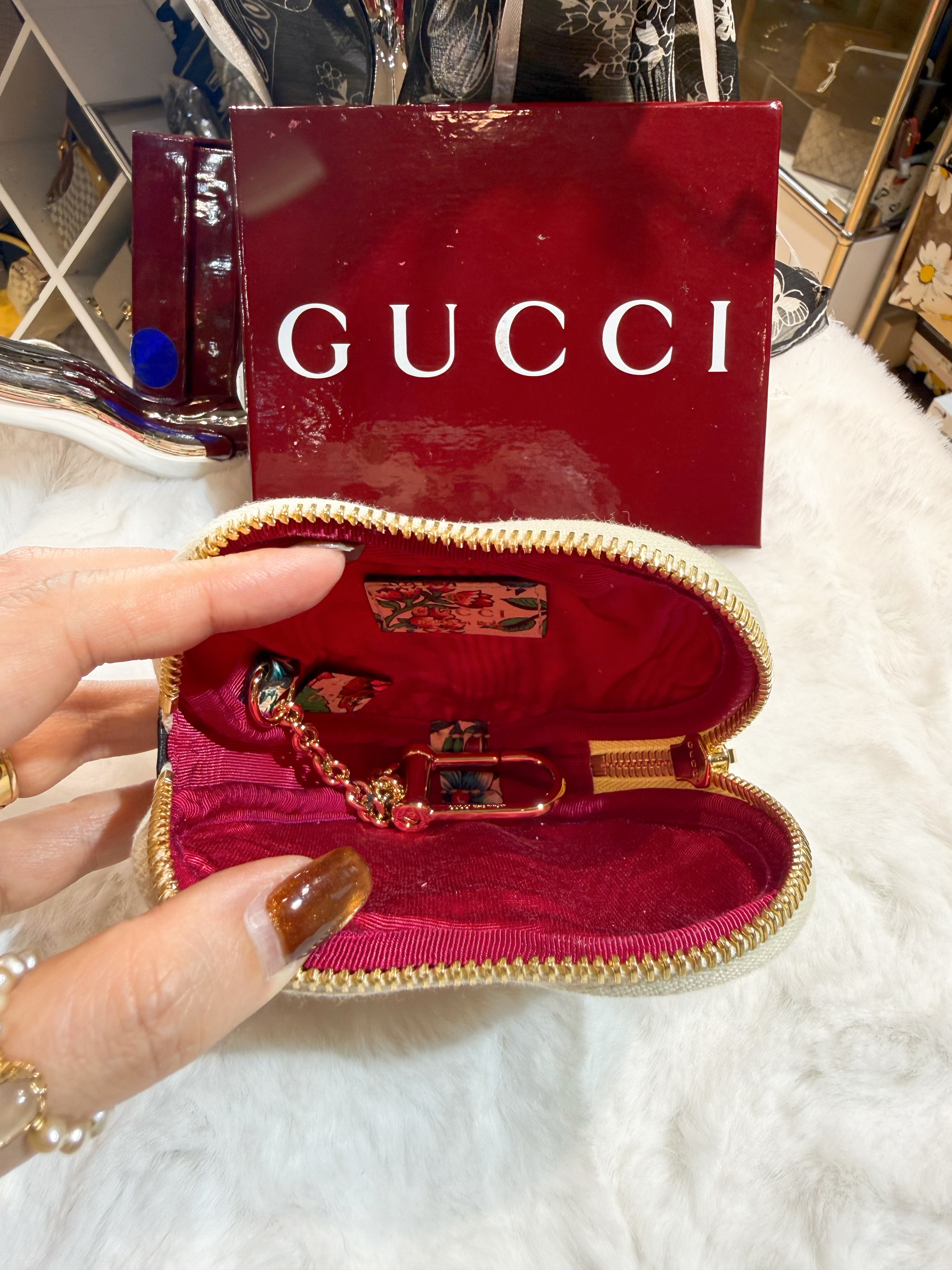 Gucci coin purse floral/heart/beige