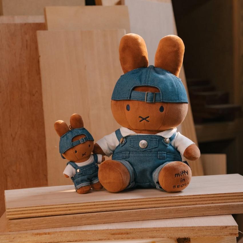 救救3小兔B行動 新登場 [韓國直送] Miffy in Seoul 牛仔公仔/掛件匙扣