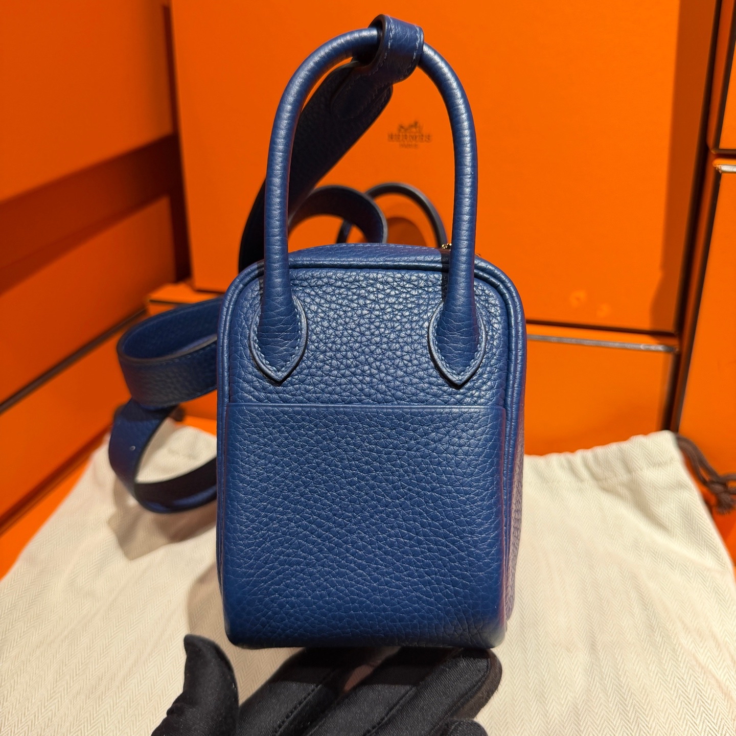 Pre-Owned HERMES Mini Lindy / Stamp D / Product Code: 26040808
