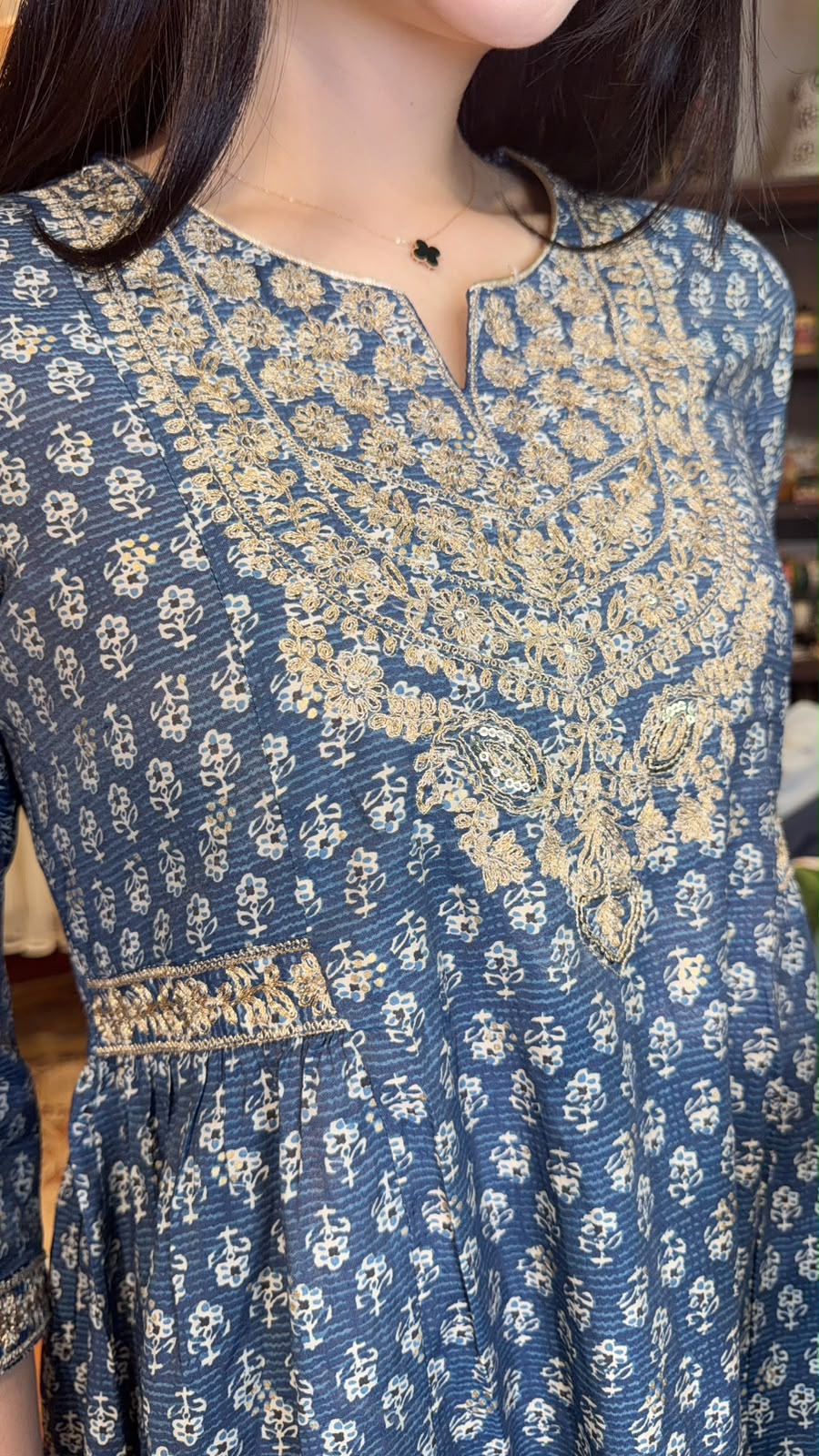 3530 Blue Blockprint with gold emb. OP