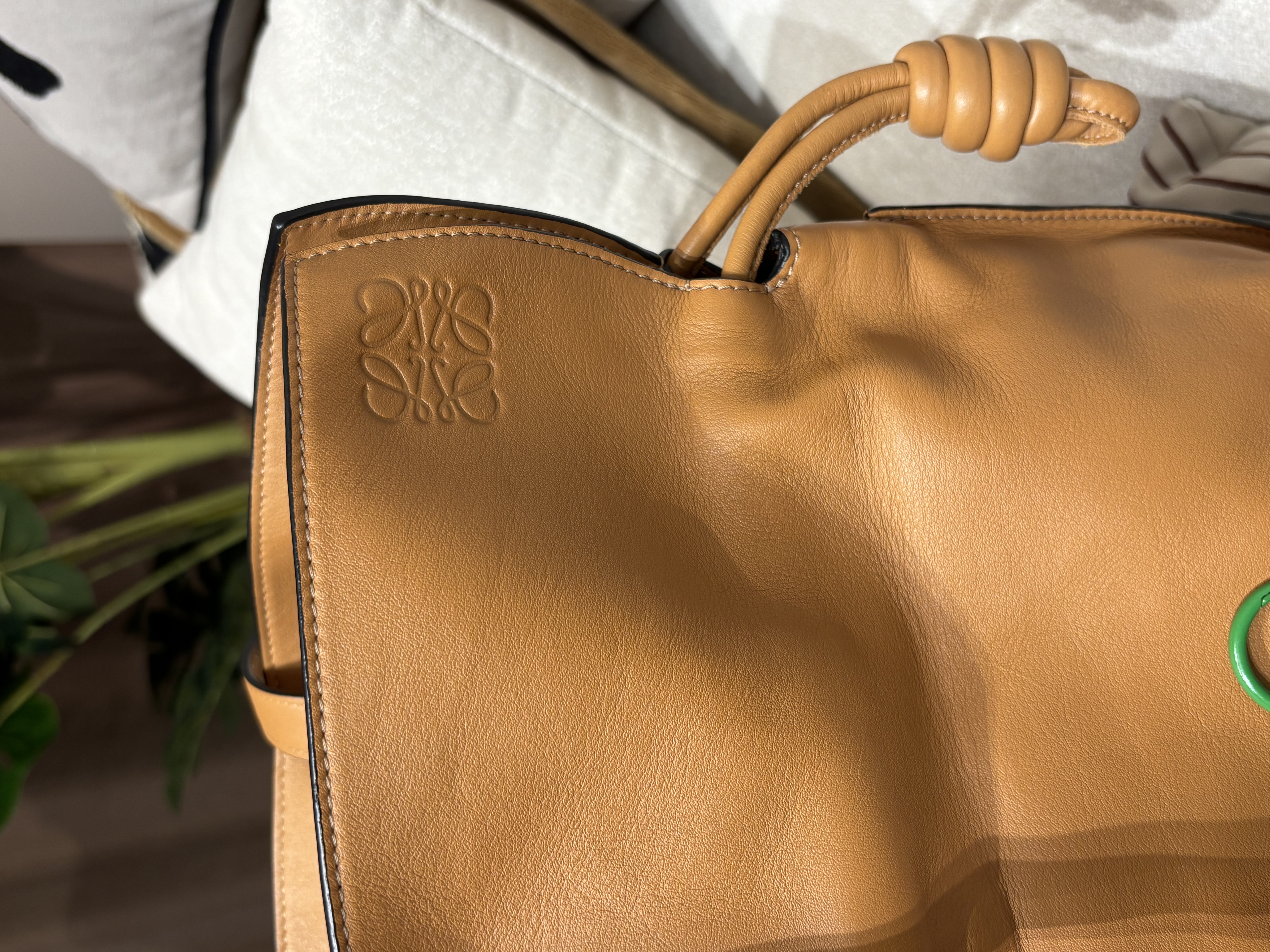 Loewe flamenco XL tote bag calfskin shoulder bag 100%Authentic ,99%new✅dust bag 