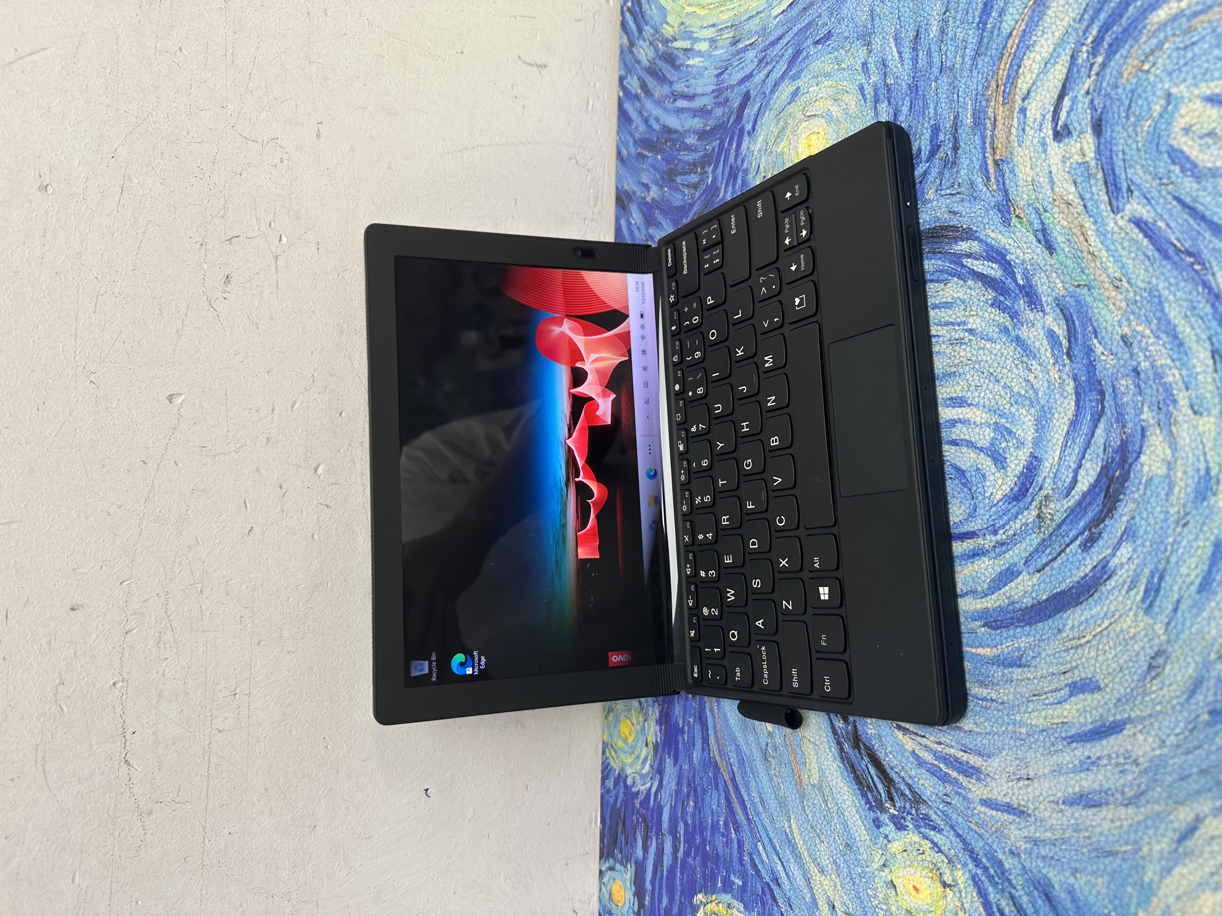 #6248 Lenovo X1 Fold ThinkPad i5-L16G7/ 8GB Ram/256GB SSD/1536x2036 OLED /世上第一台可折疊電腦/13.3寸/