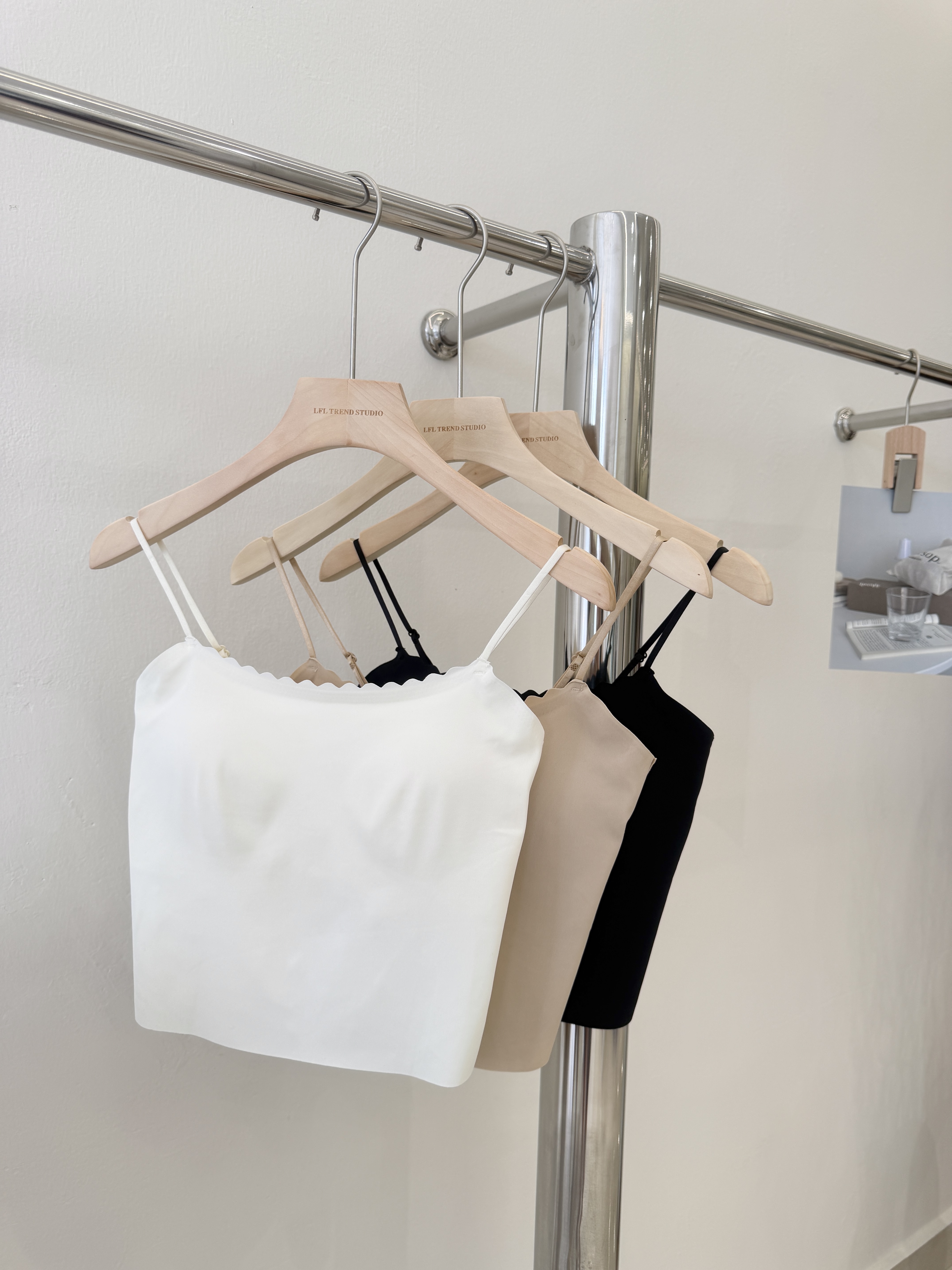 6357 爆款冰皮凉感无痕吊带