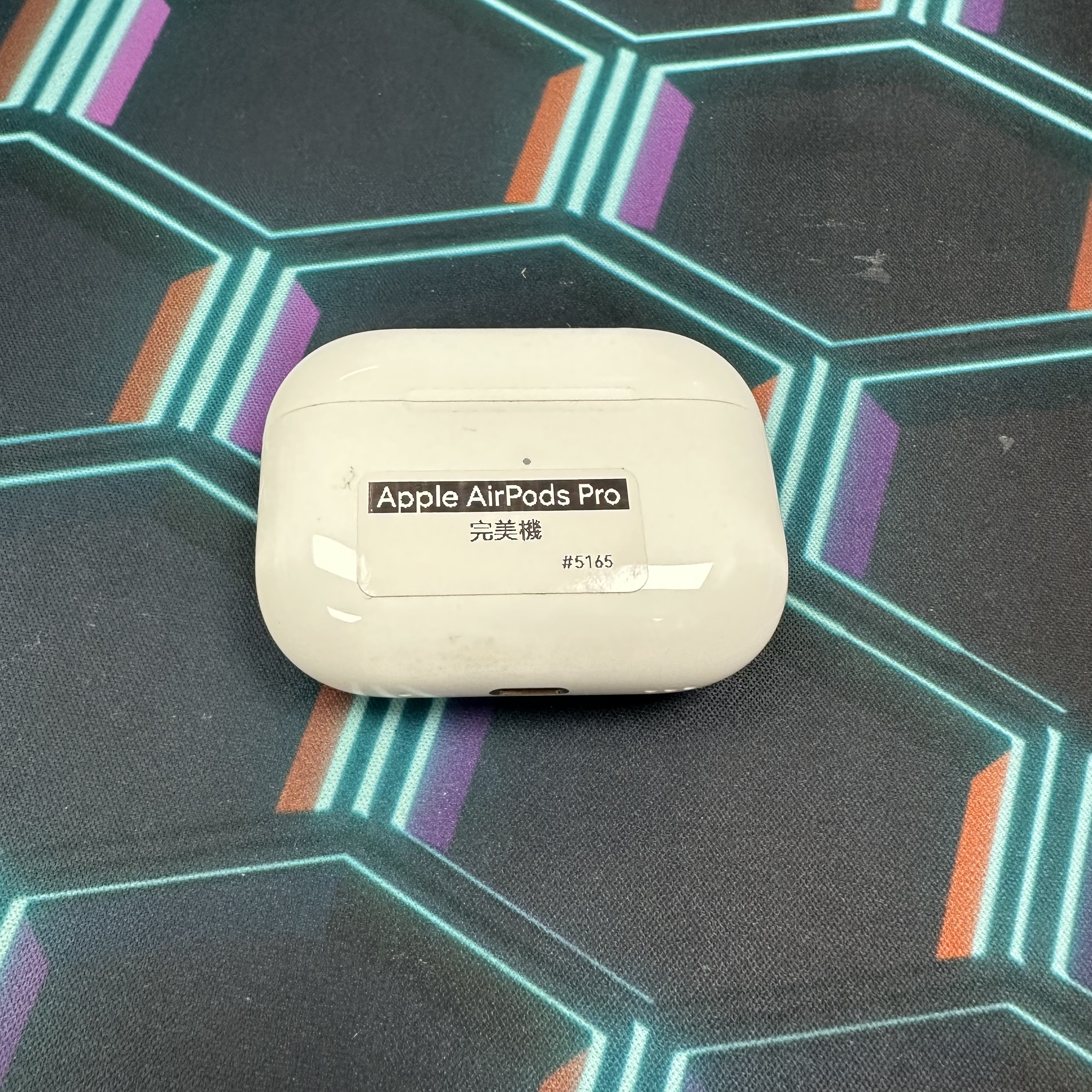 *5165 Apple AirPods Pro