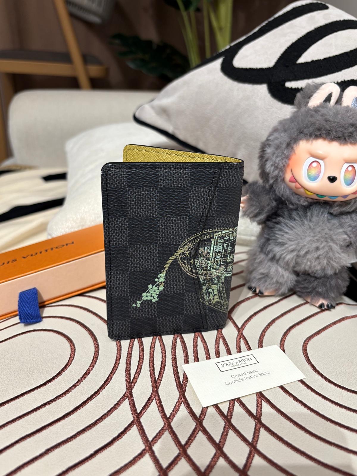 Lv pocket organizer 100%Authentic, 