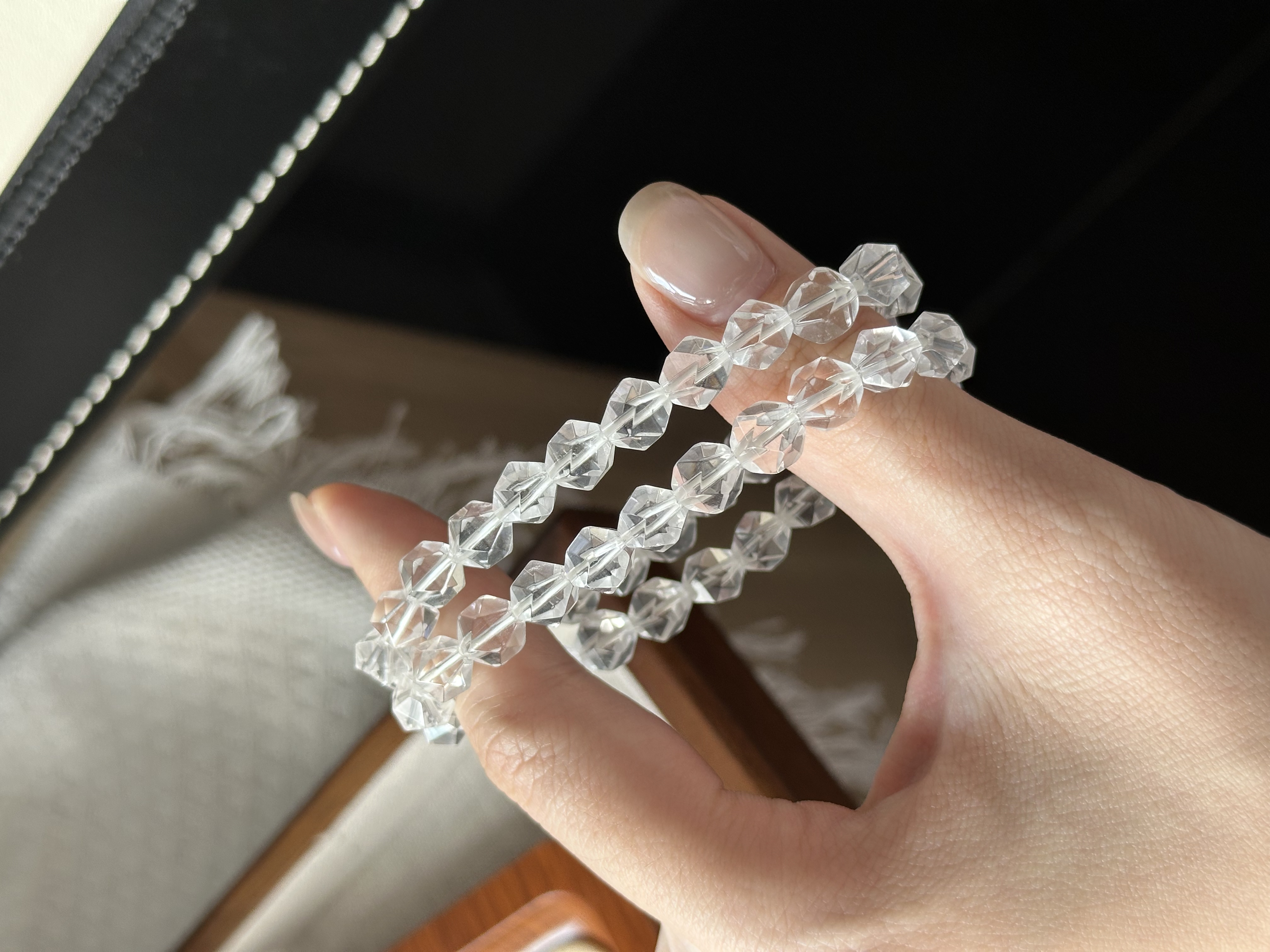 刻面白水晶 ｜Faceted Clear quartz 7m+ 