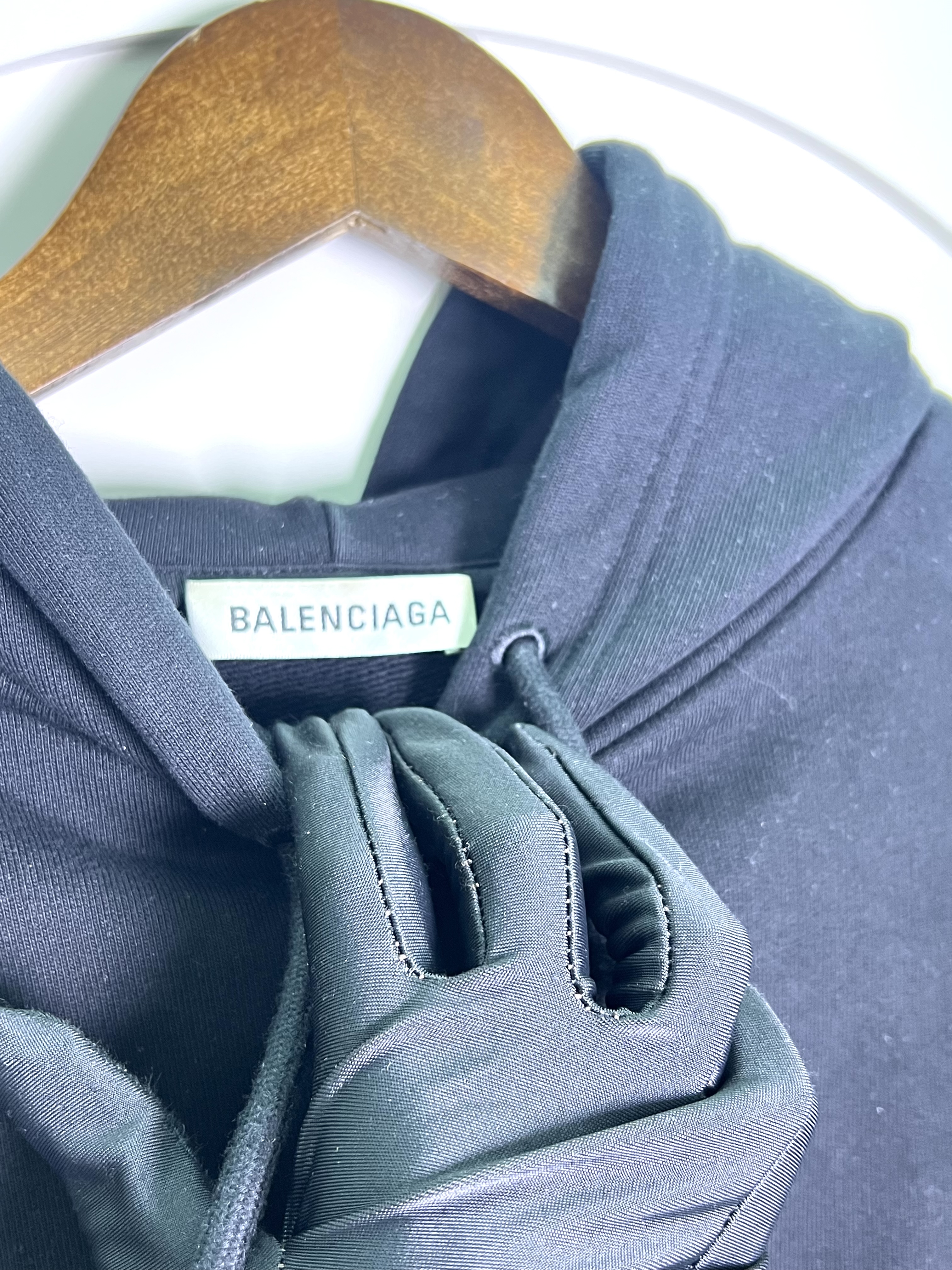 Pre-Owned BALENCIAGA Embroidered printed cotton-jersey hoodie / Product Code: 26040706